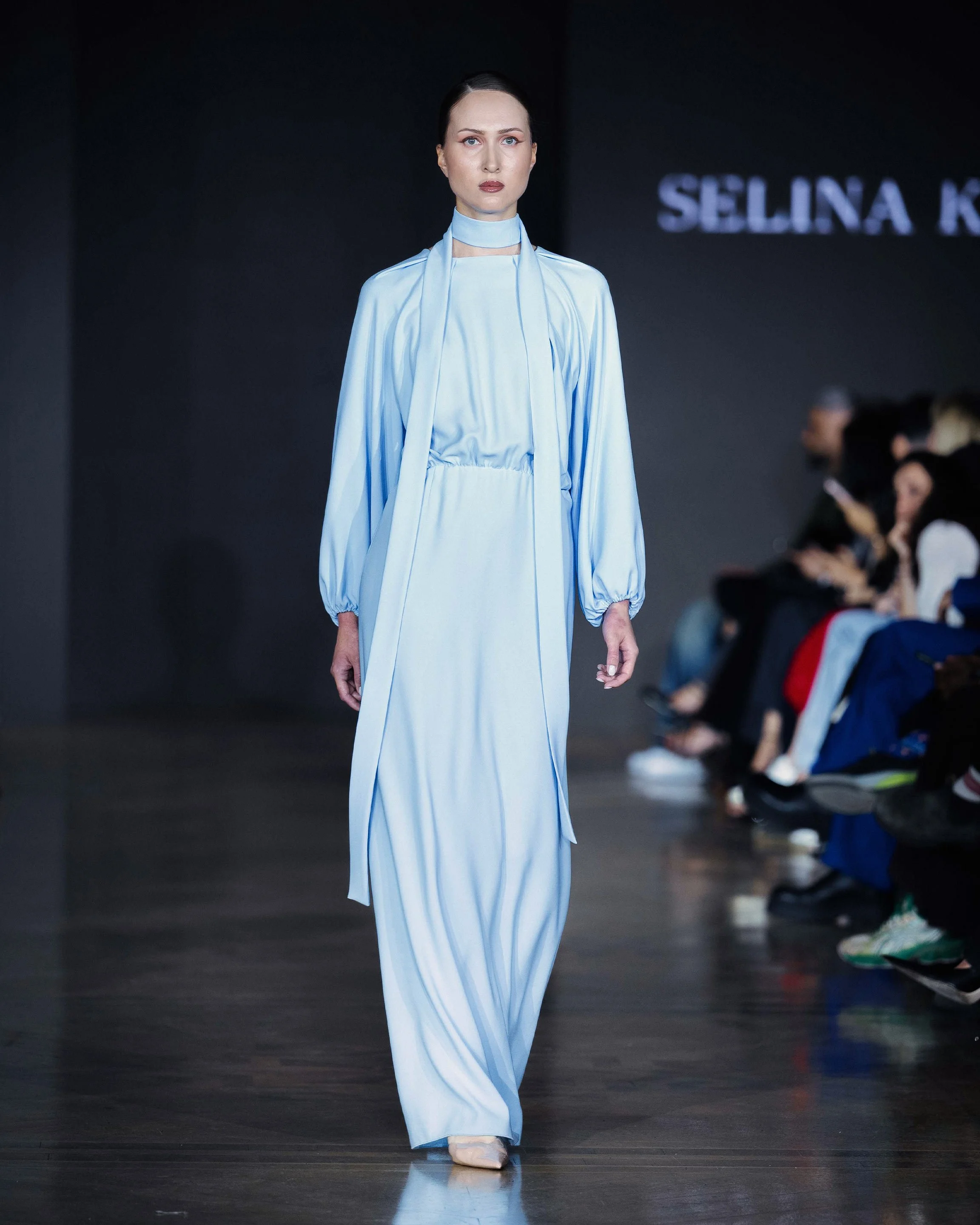 LOOK 10