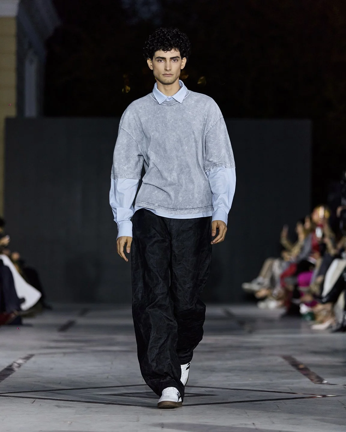 LOOK 5