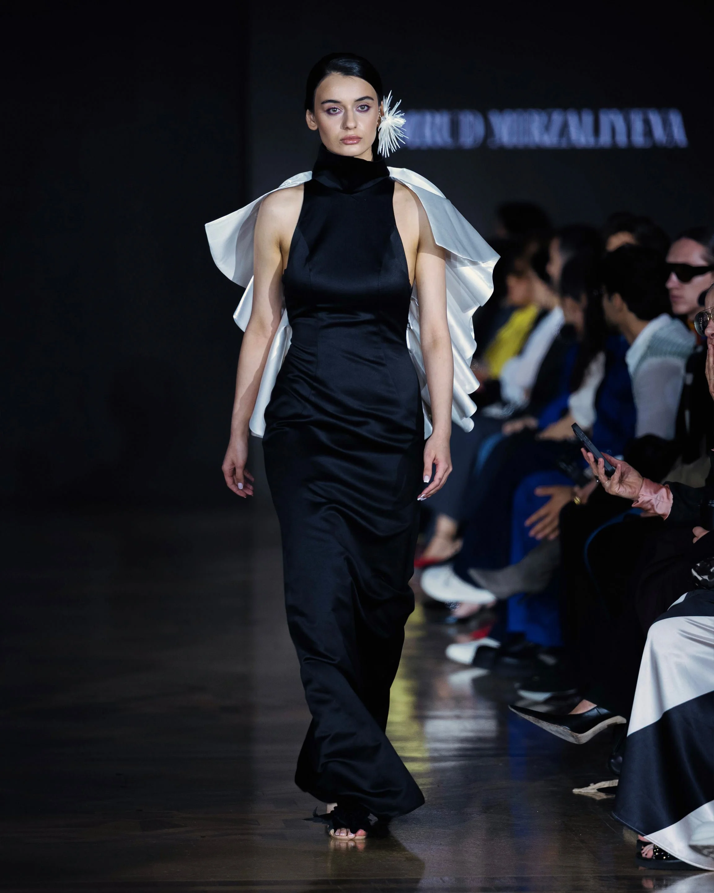 LOOK 21
