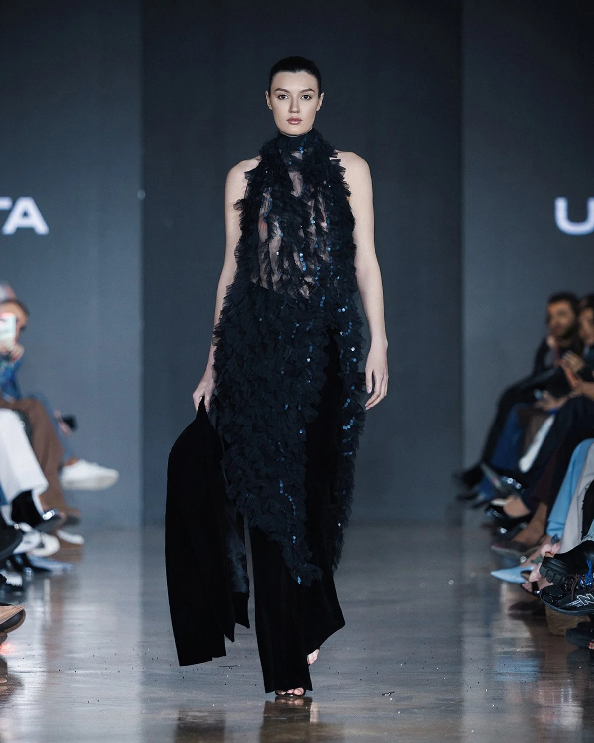 LOOK 9