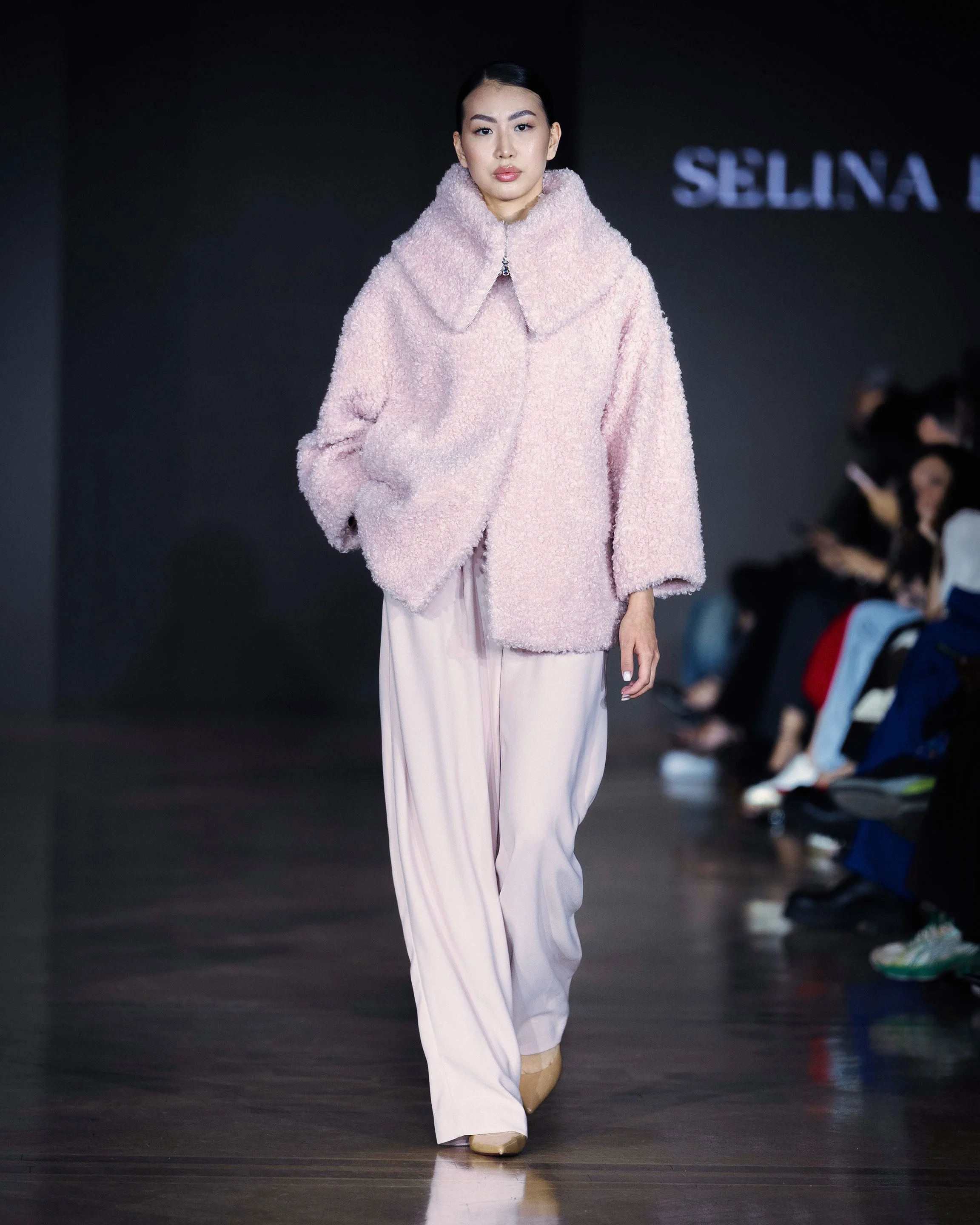 LOOK 9