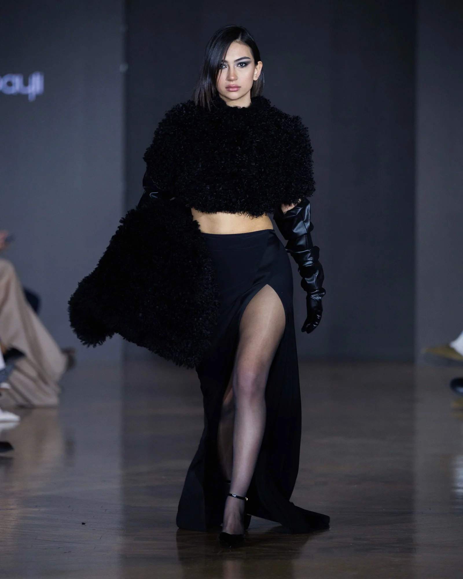 LOOK 7