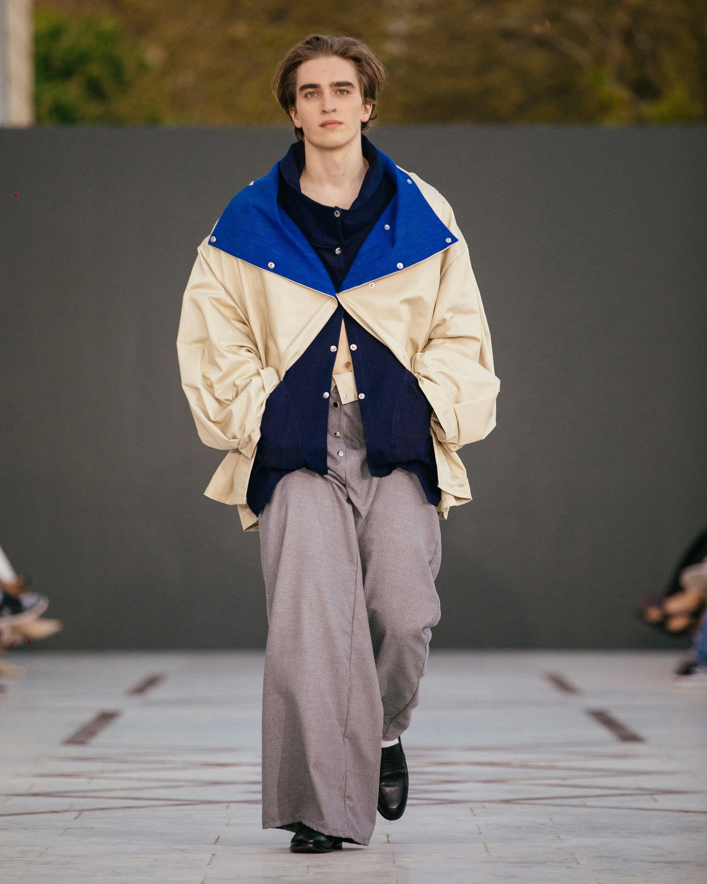 LOOK 7
