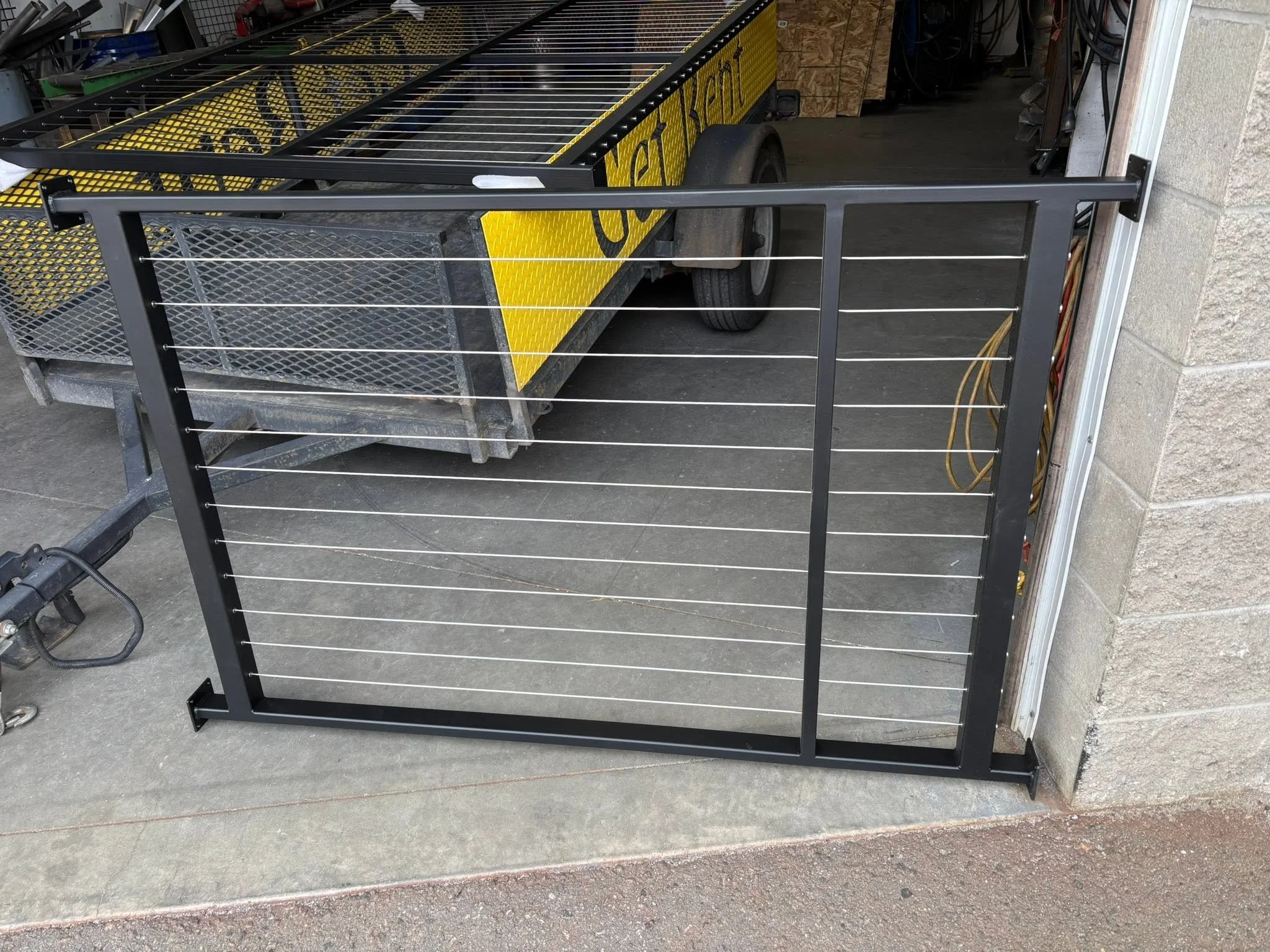 powder coated steel and horizontal cable gate  