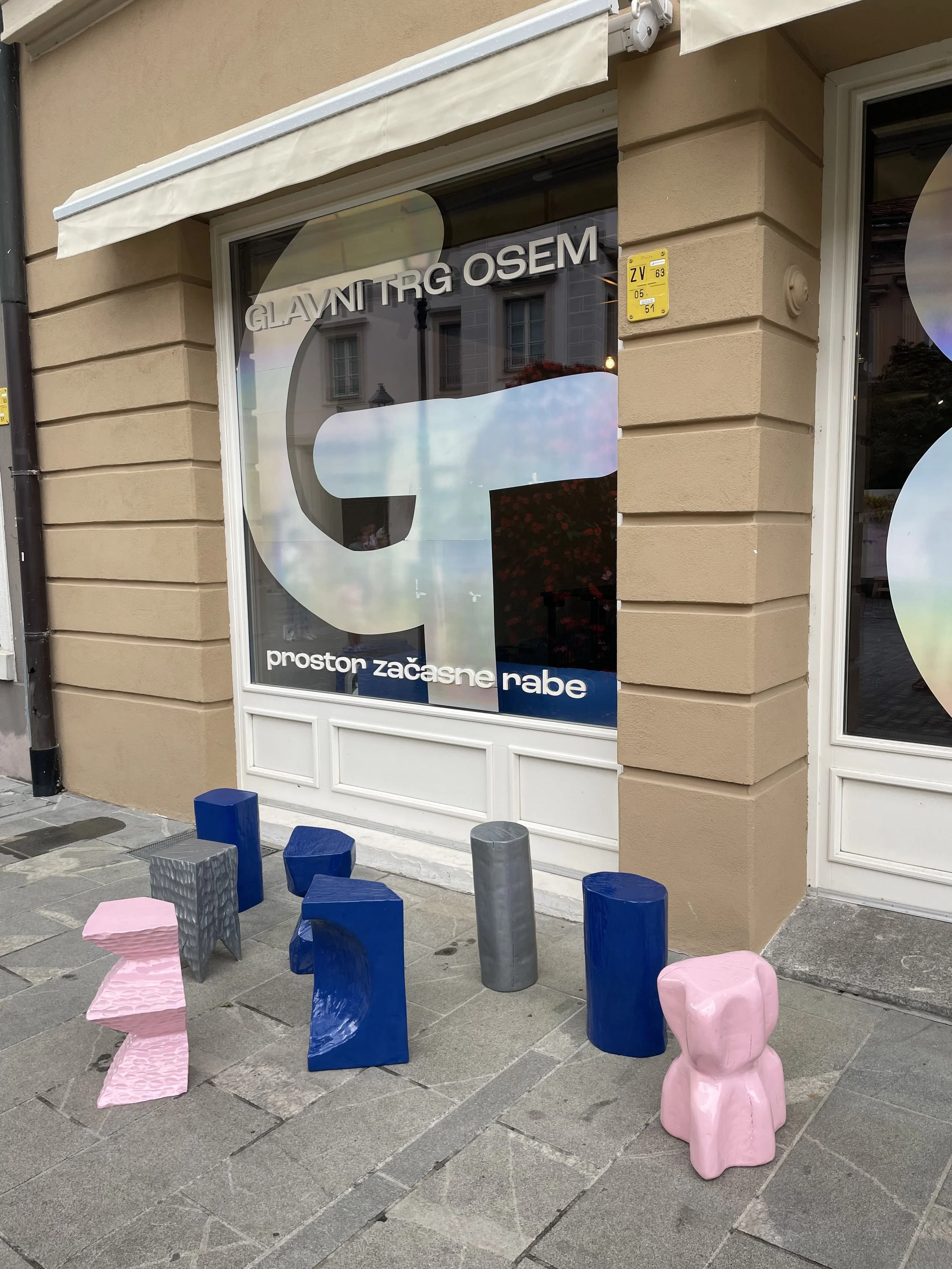 ringlspil-gt8-celje-dizajn