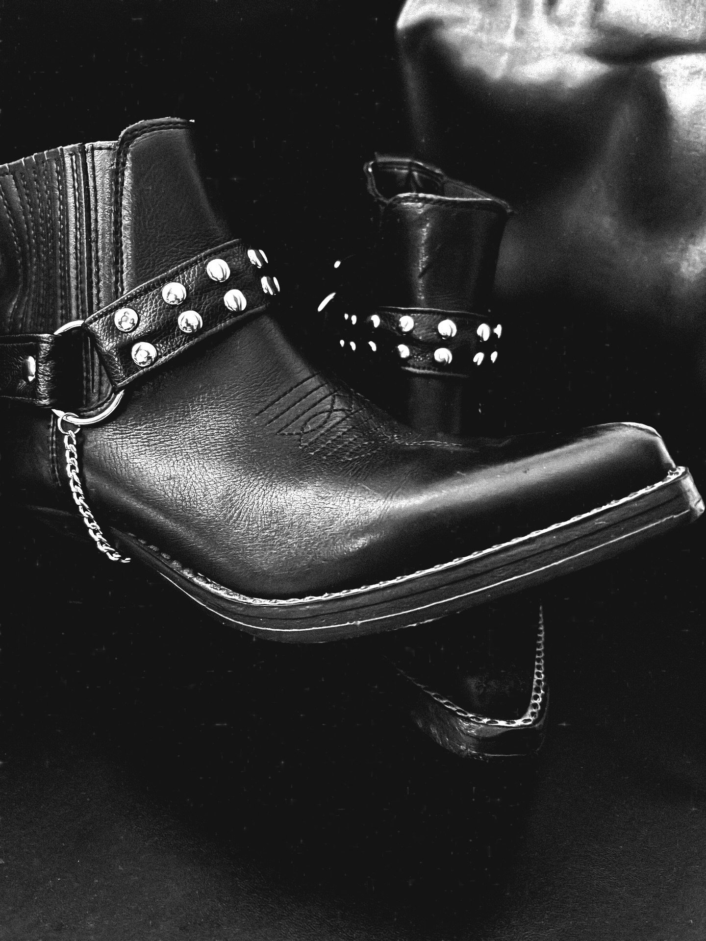 Stripped down to the essentials. Black vegan leather, polished studs, and one chain you can wear your way. Hellion keeps it raw, cool, and built for the stage.

Available next Thursday.

⸻

#NightboundCreations #DarkStyle #HandmadeAccessories #HeavyM