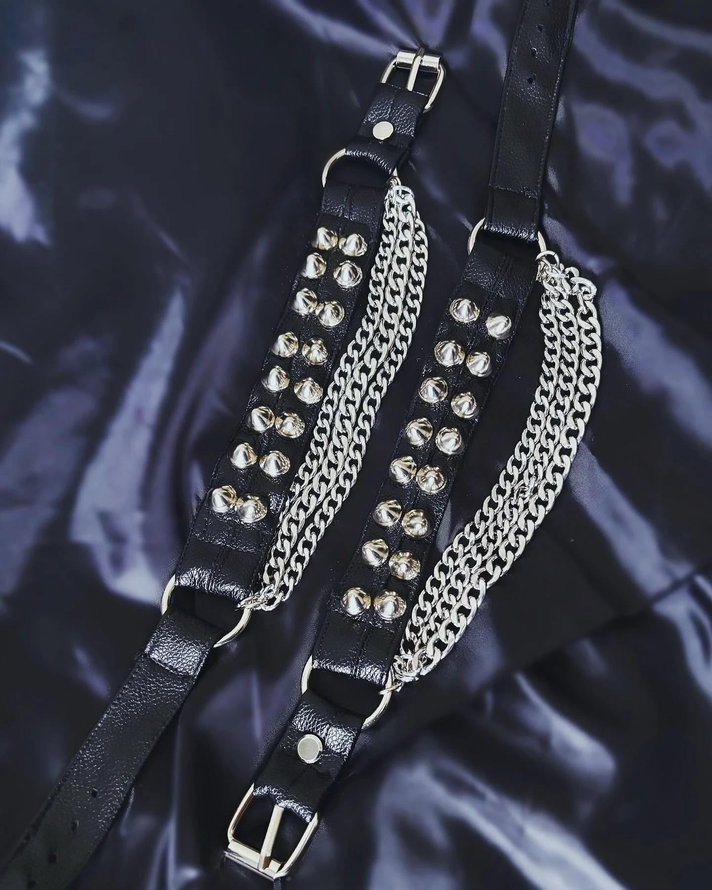 Its flexible design ensures a custom fit across styles—perfect for adding rebellious flair, whether at a festival or on the streets