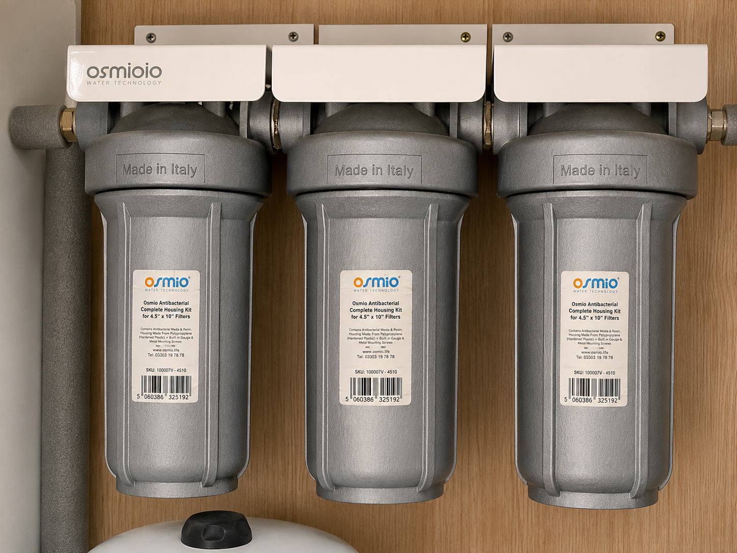 Purified water filtration system used at Alto Hair Studio to reduce chlorine, limescale and impurities.