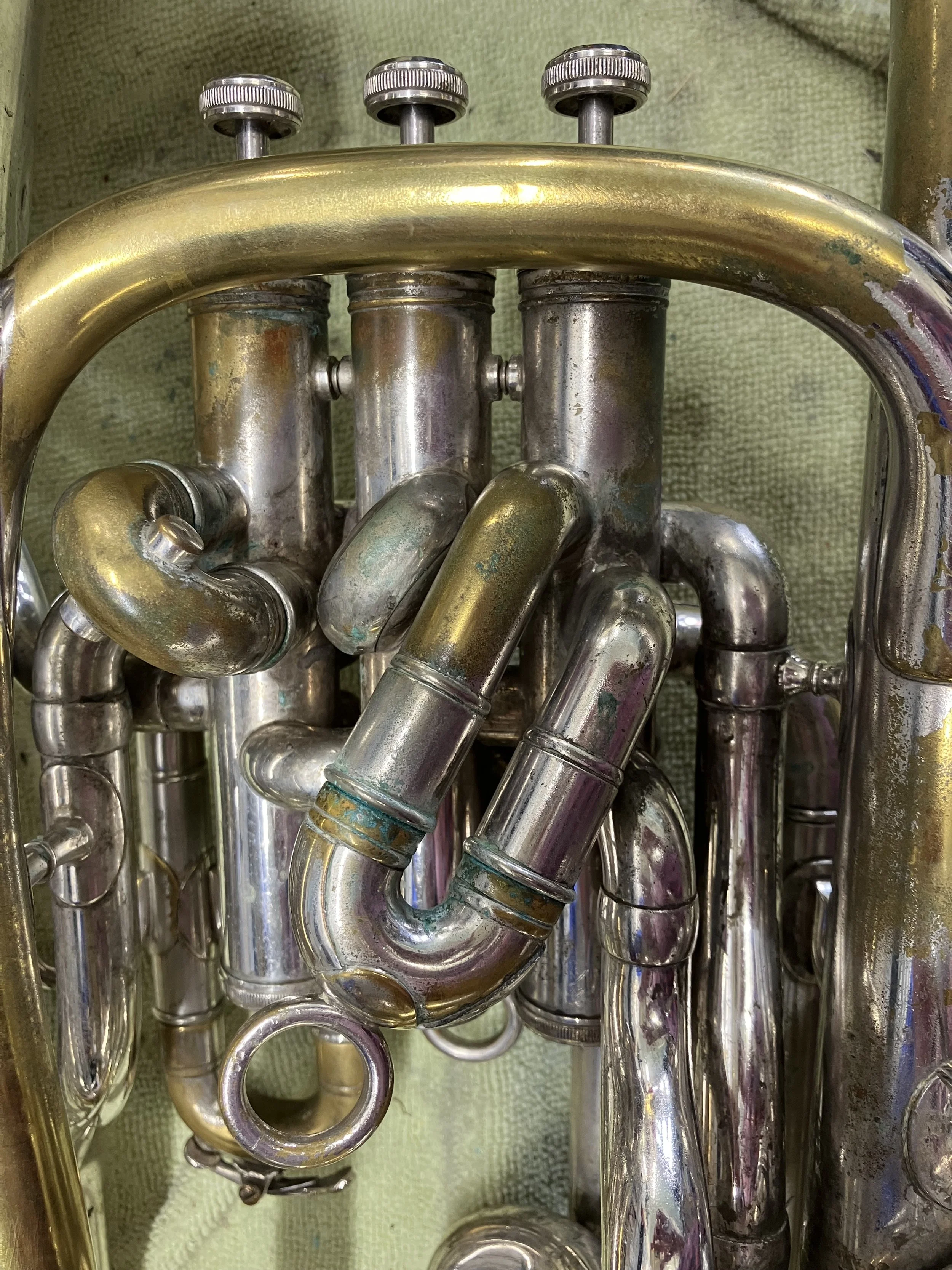 some corrosion around compensating slides
