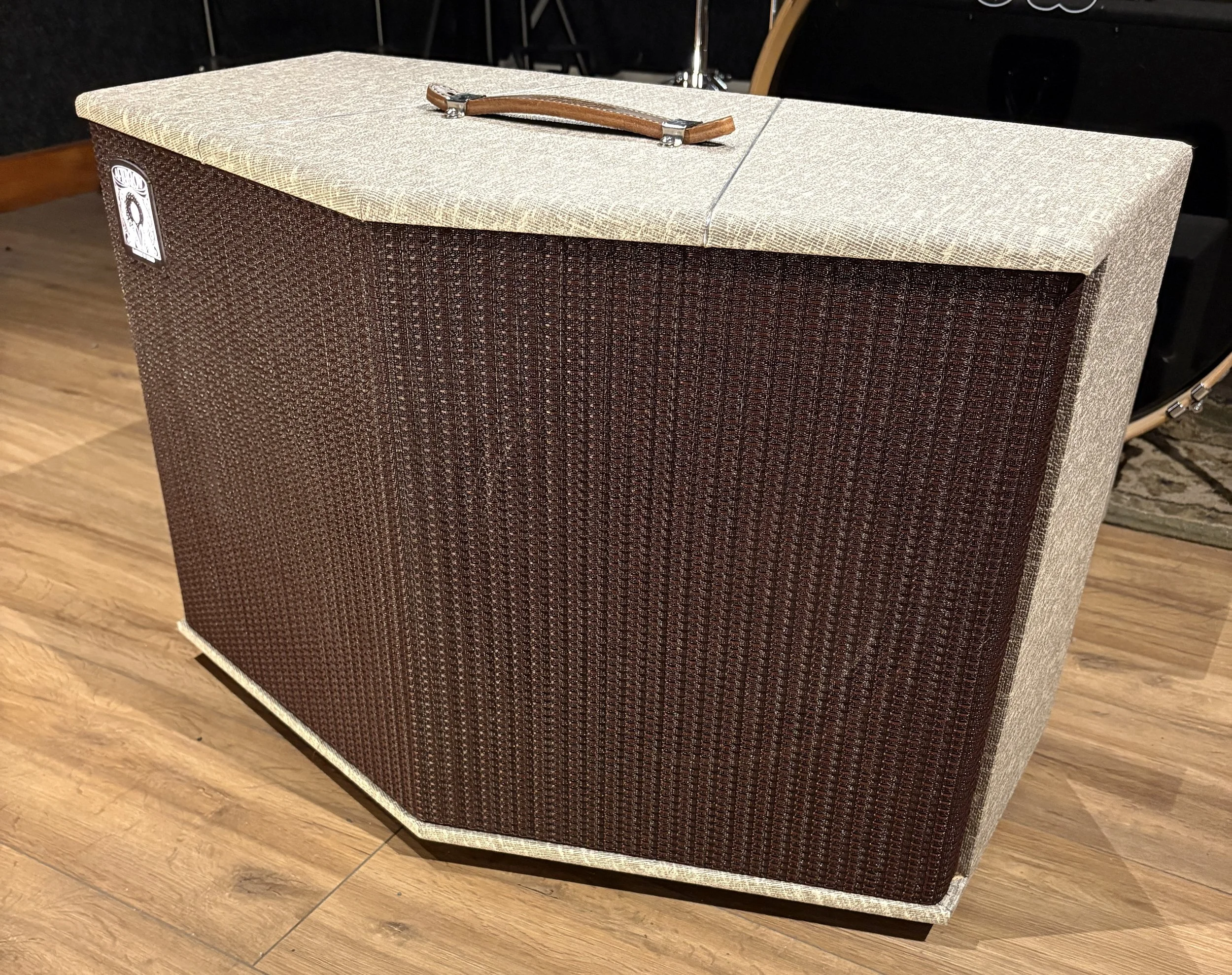 2x12 cab1.JPG