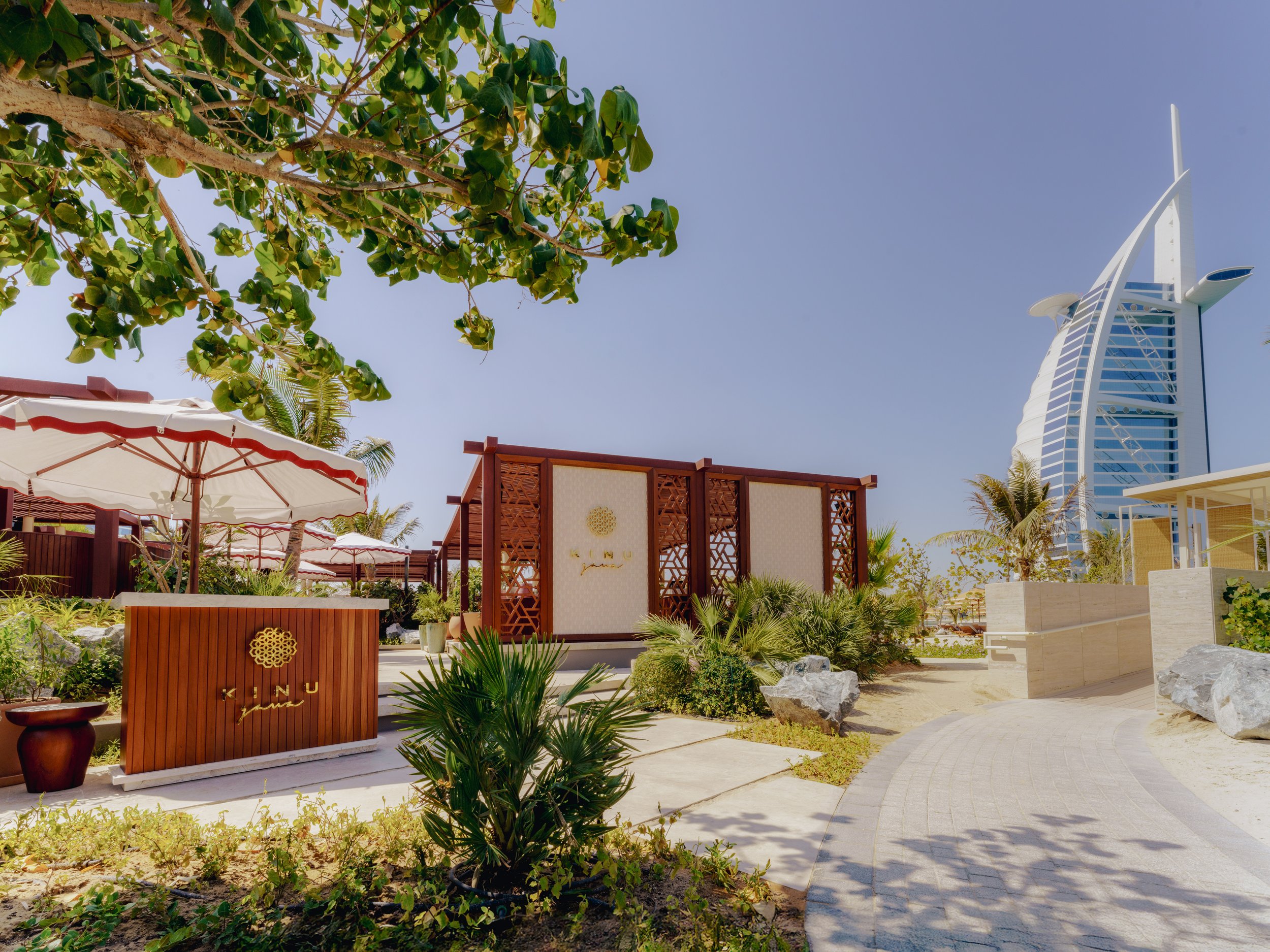 ABC09509-Edit.jpg