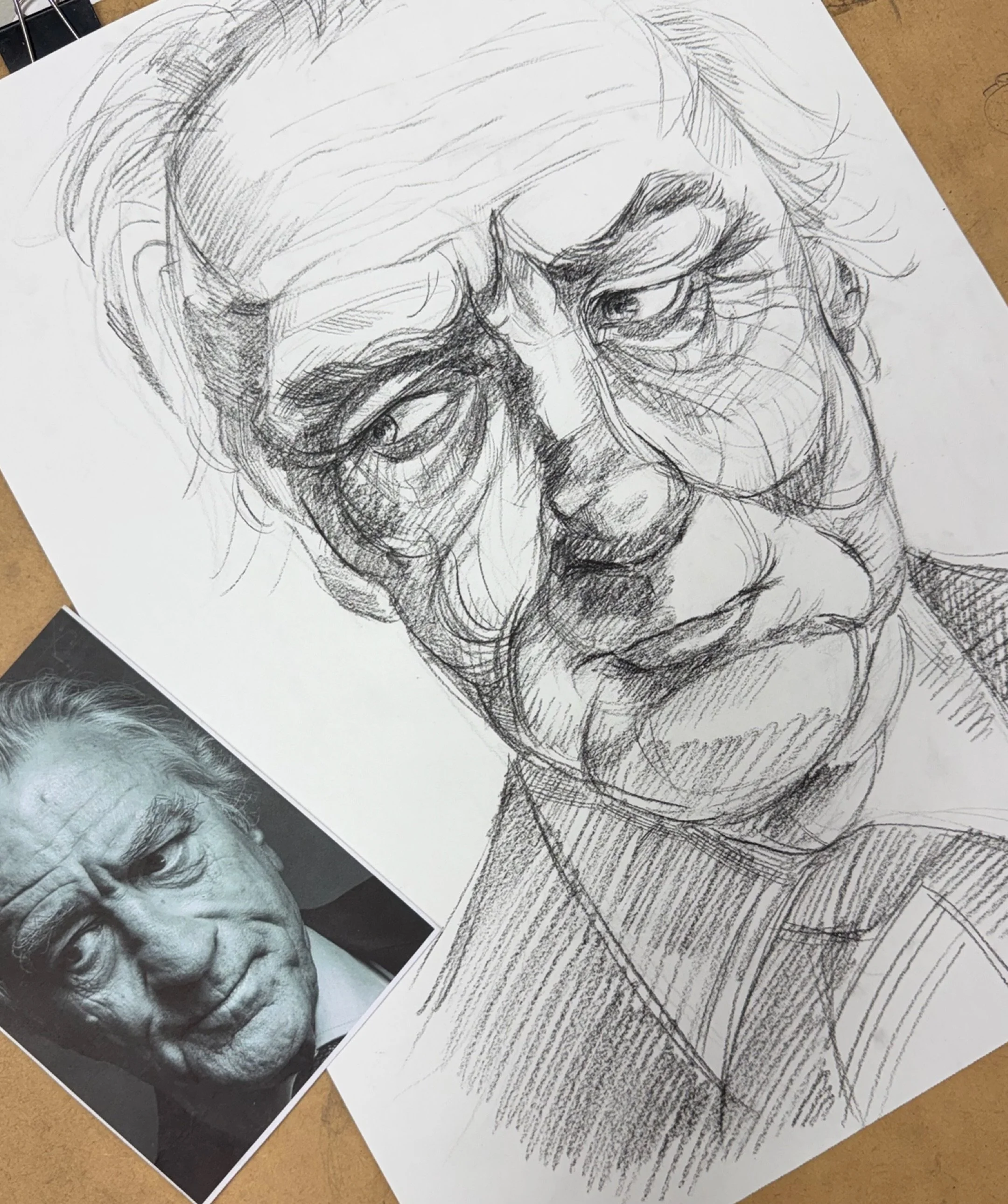 A glimpse into our advanced class ✏️

Exploring different approaches to portraiture with pencil and charcoal. Some loose and expressive, some carefully observed, some more stylised 🖤🖤

Happy Sunday!

#cherrytreeartstudio #artoftheday #portraitdrawi