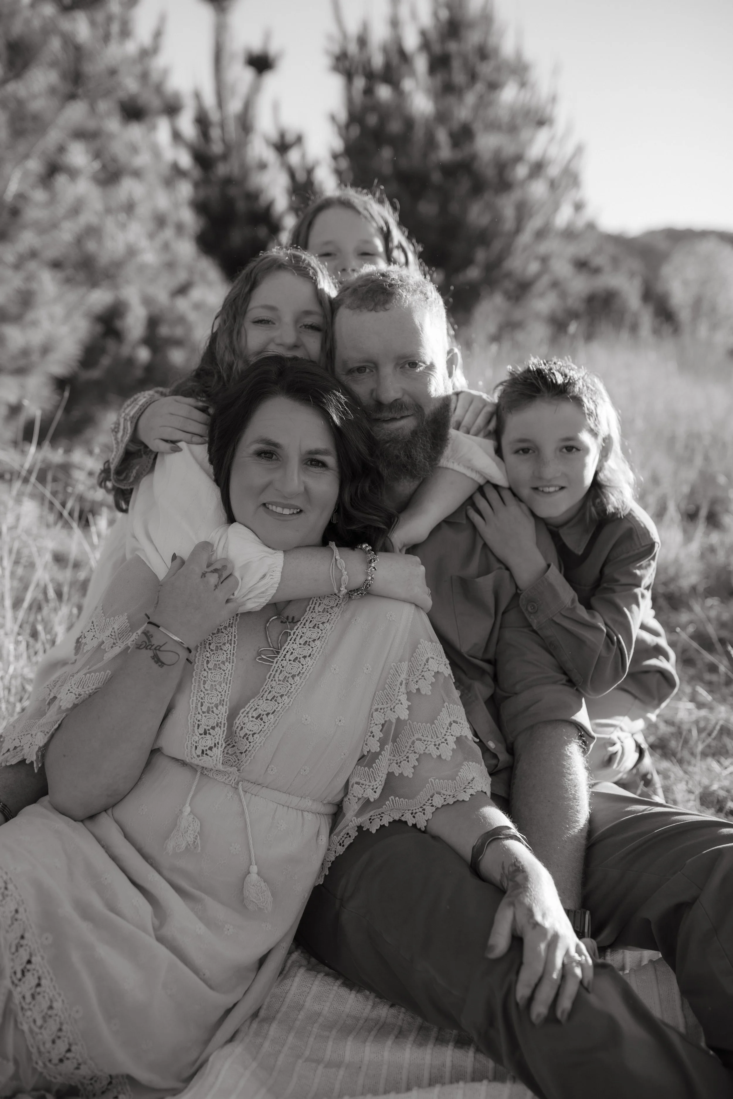 black-and-white-outdoor-family-portrait.jpg