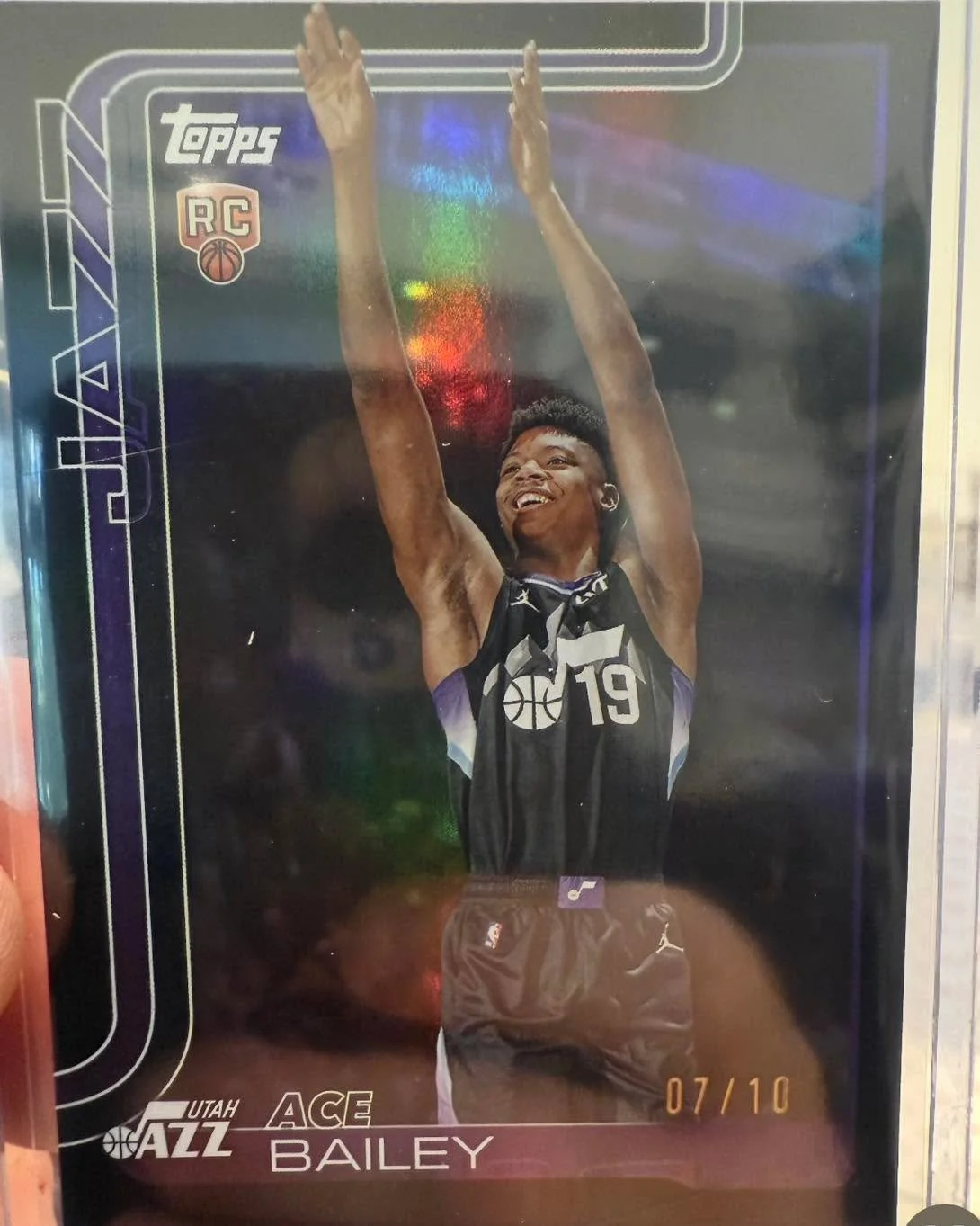 Two Huge hits so far today!
Highlighted by an Ace Bailey Topps Black /10 !!!