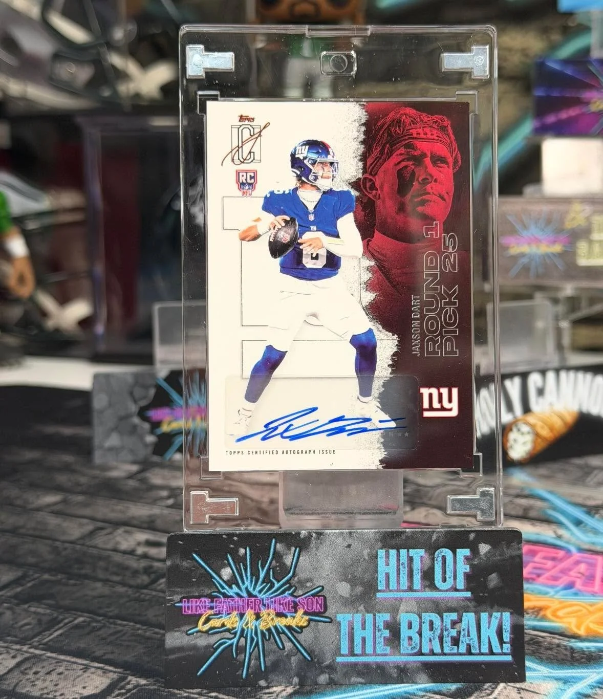 Vee Friends Topps Chrome and Signature Class Football hits !!!
