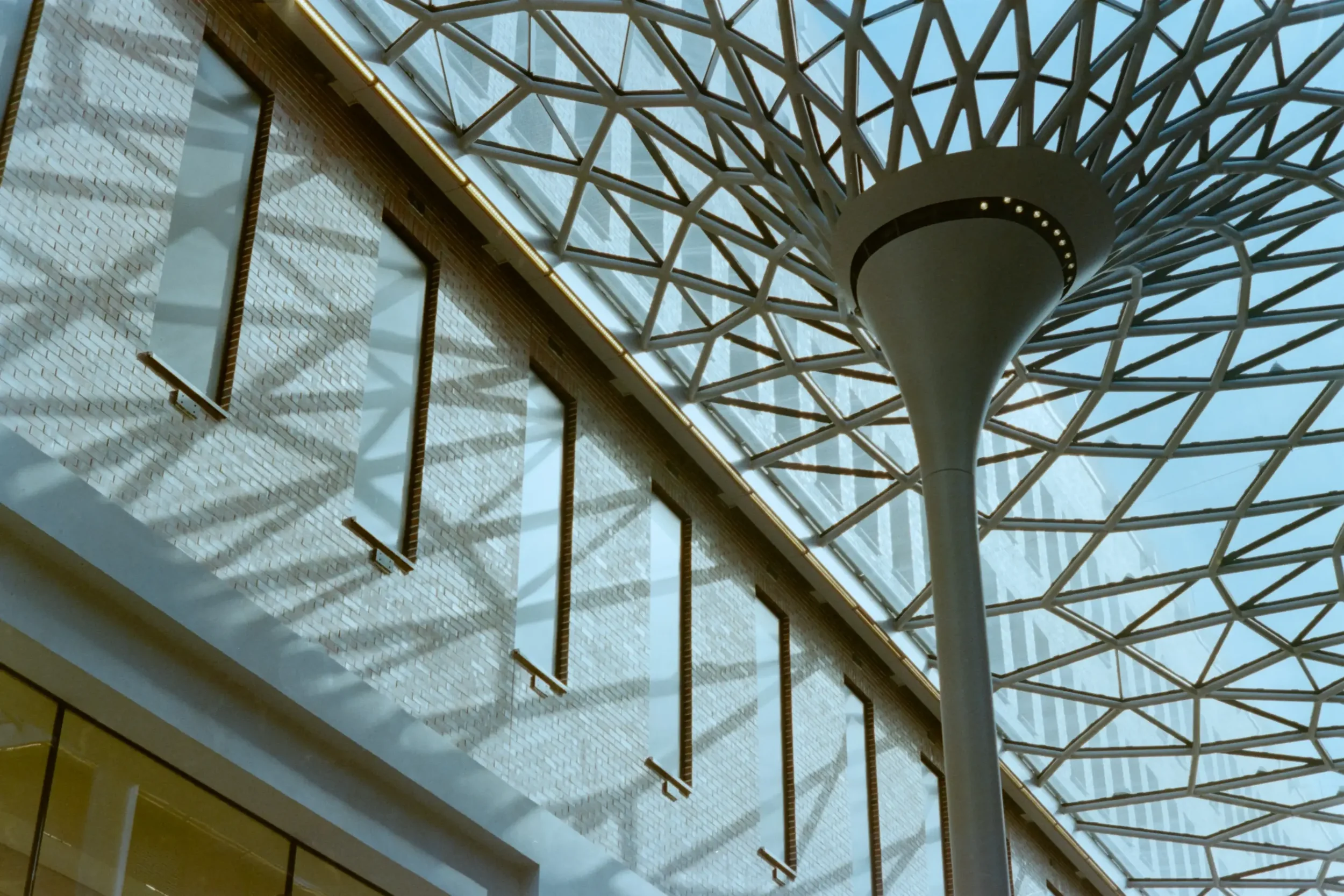 hamburg-analogfotografie-architektur-stadtbild