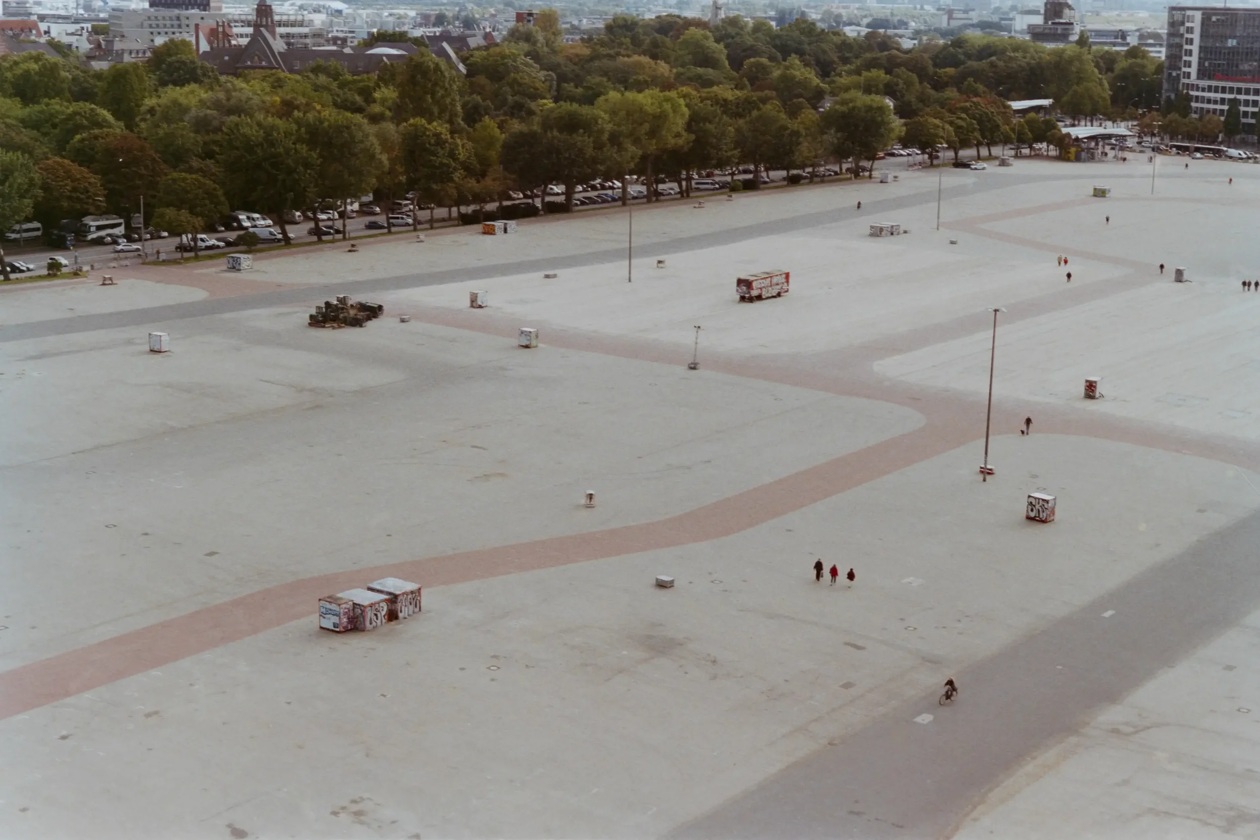 hamburg-analogfotografie-architektur-stadtbild