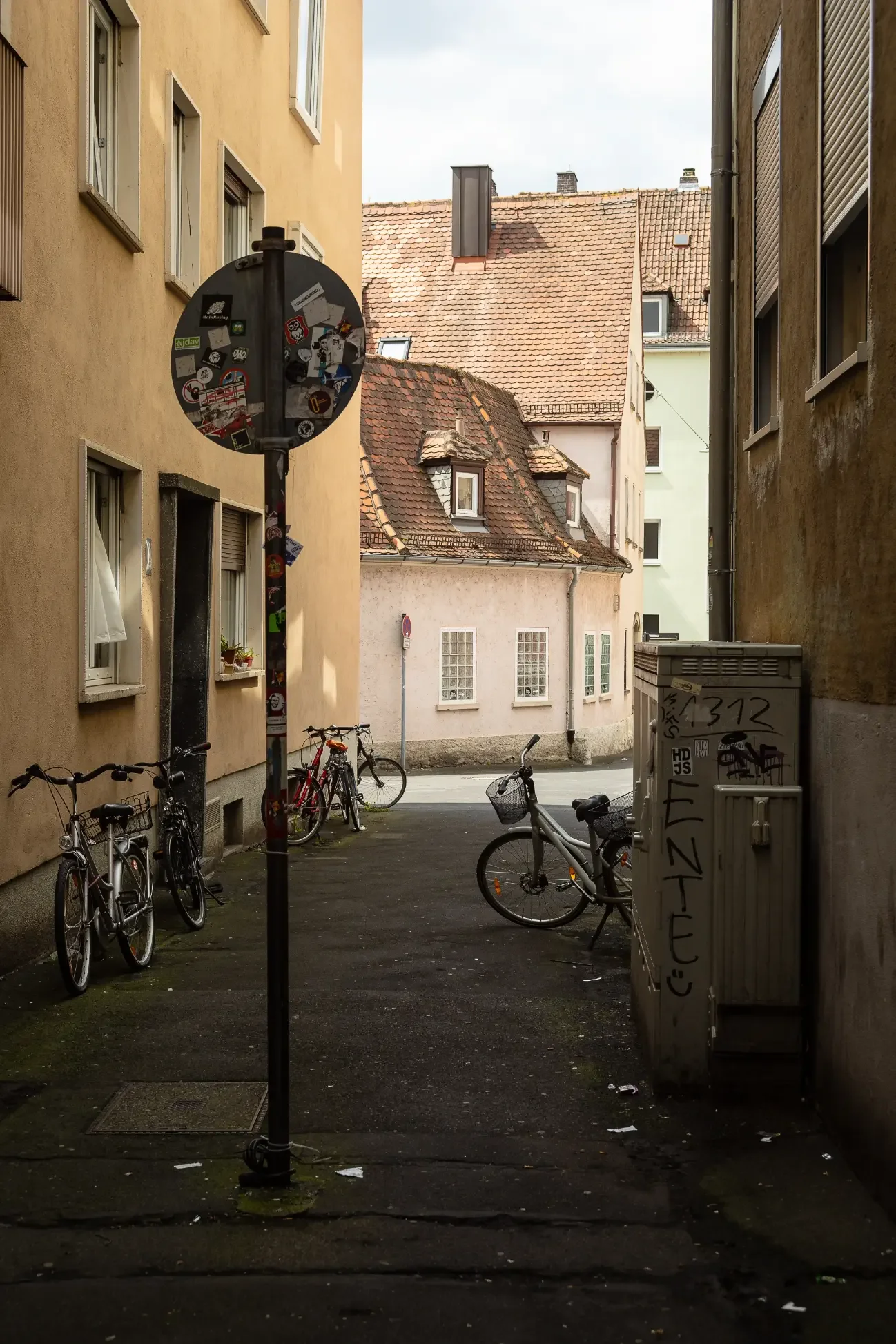 streetfotografie-menschen-architektur-szene-momente