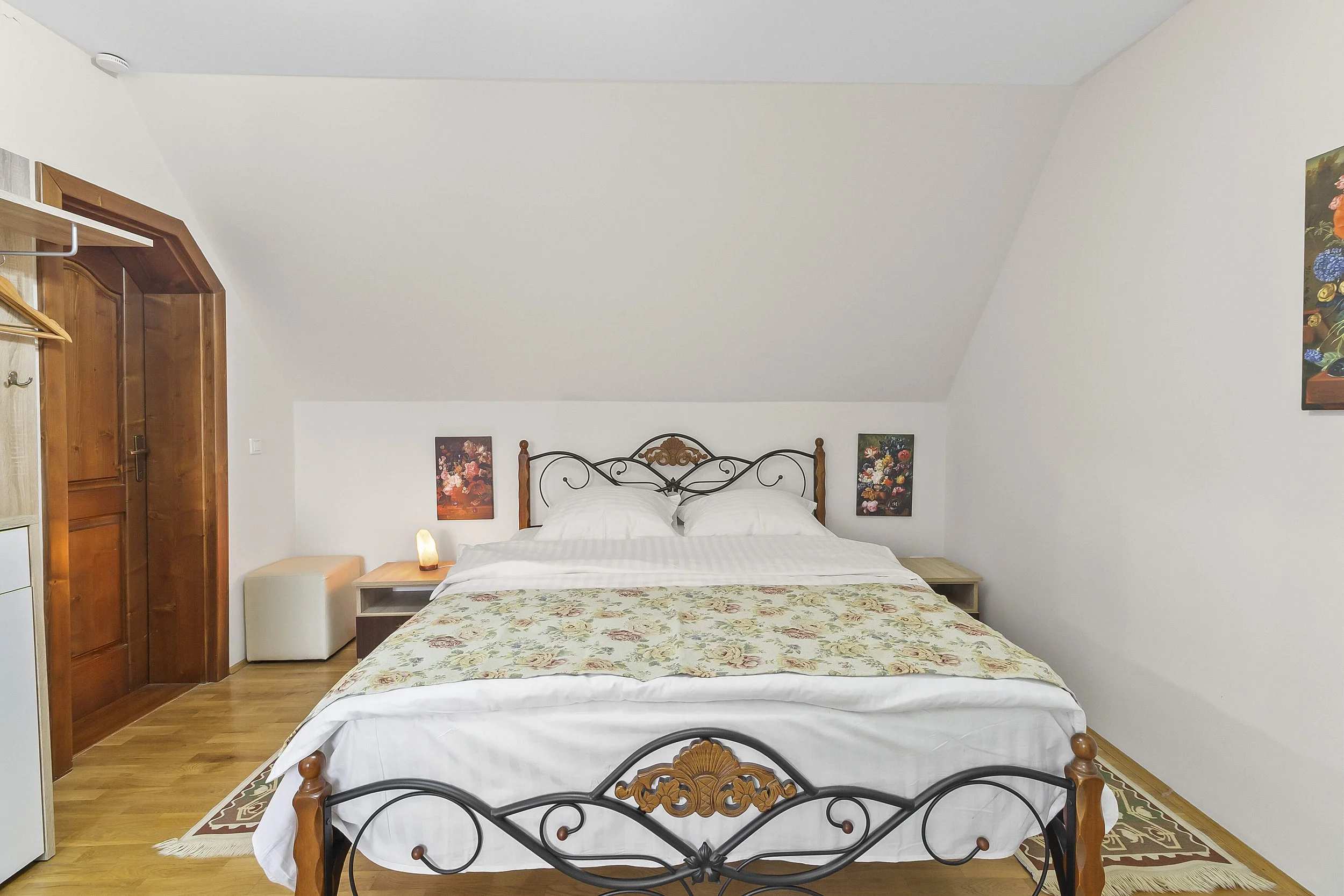 Room 4 Casa Adam Bed Overview.jpg