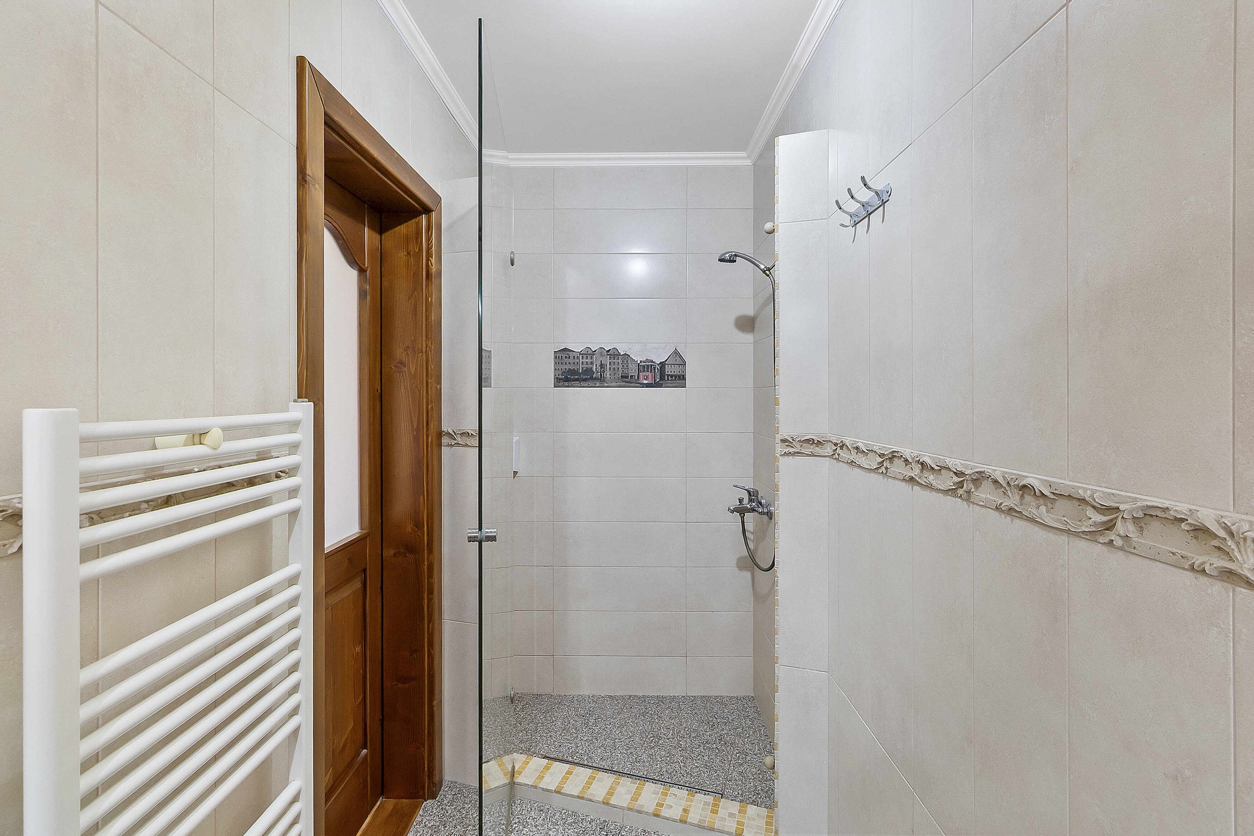 Room 3 Casa Adam Shower.jpg