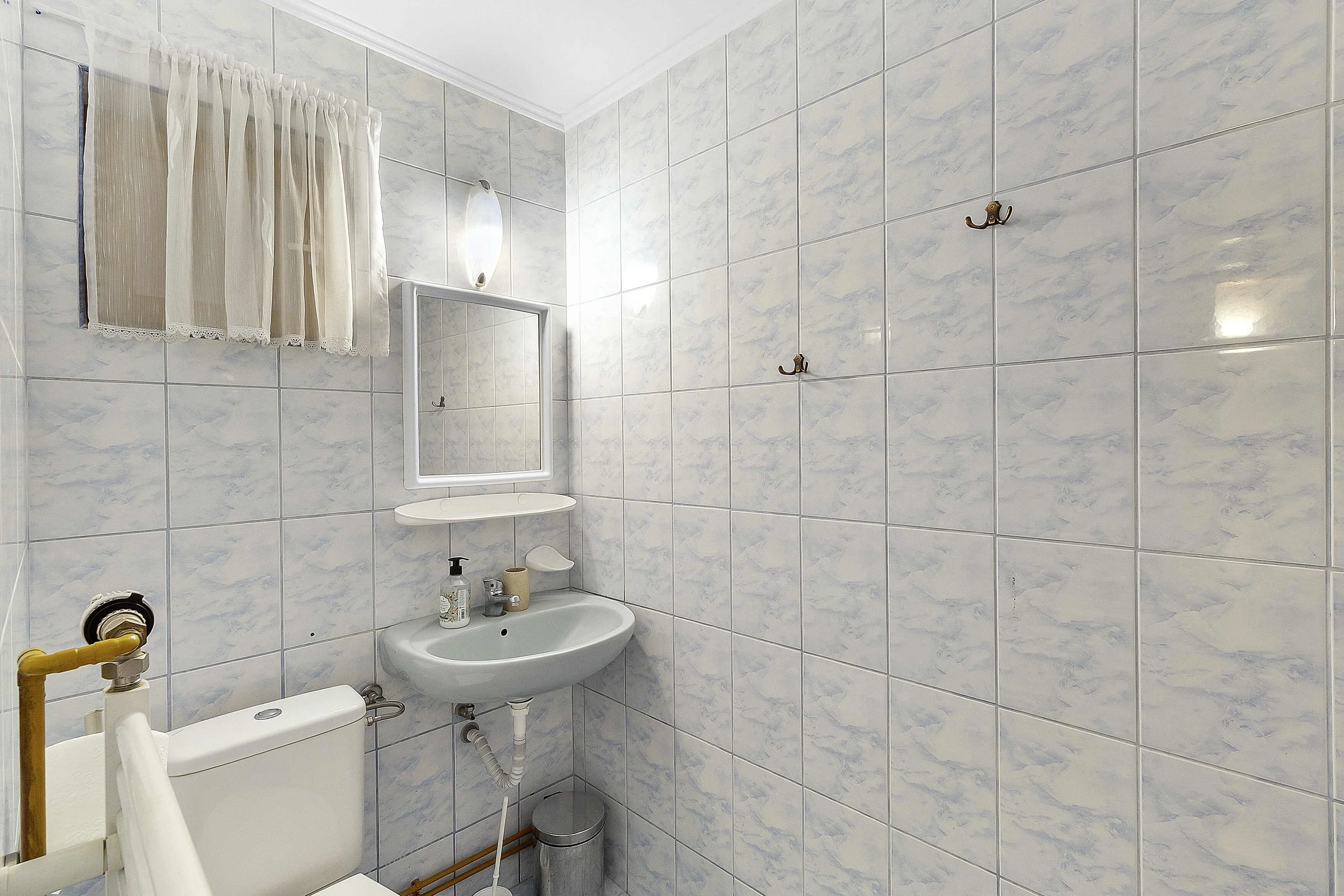 Room 2 Casa Adam Toilet.jpg