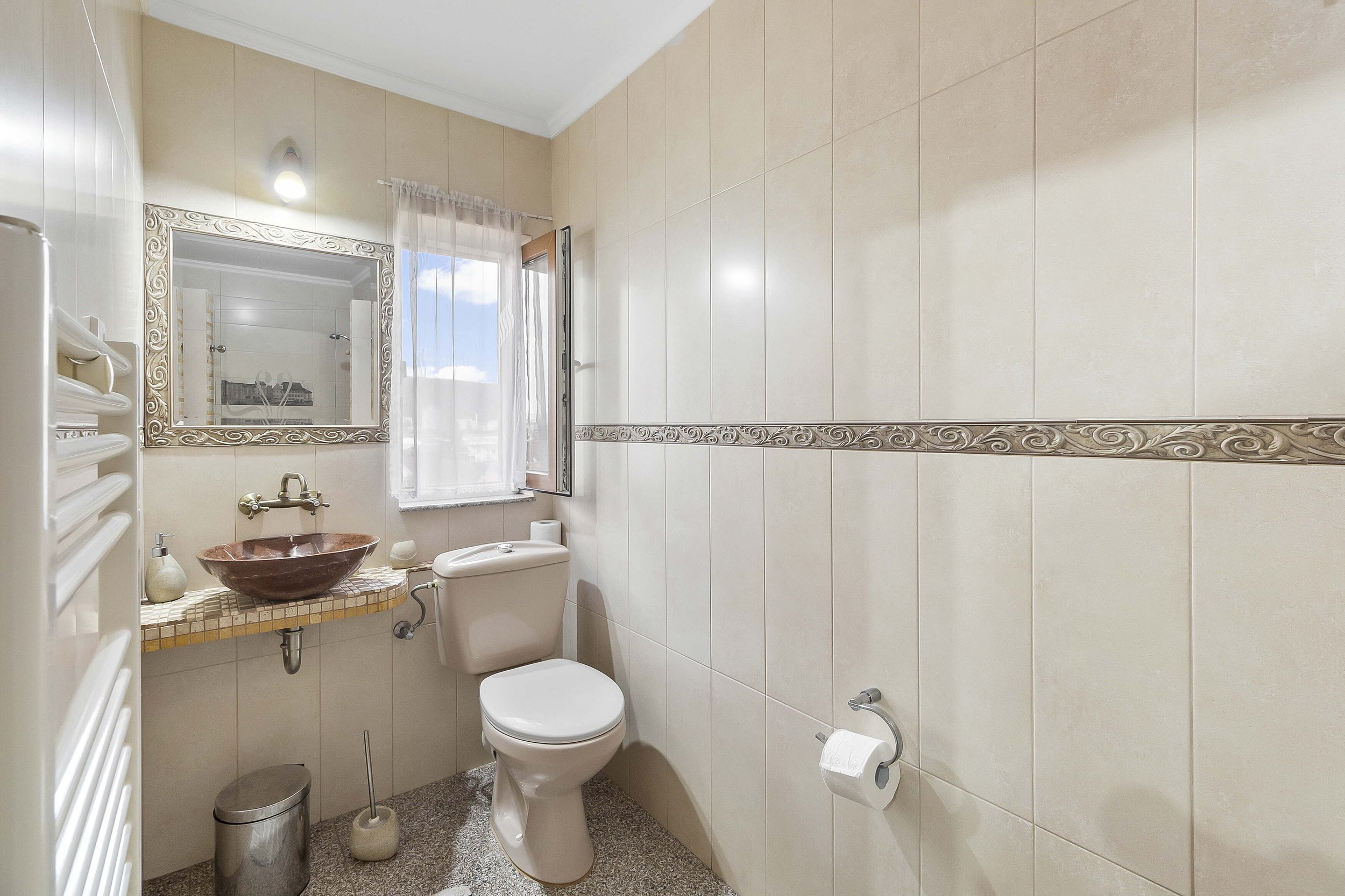 Room 4 Casa Adam Toilet.jpg