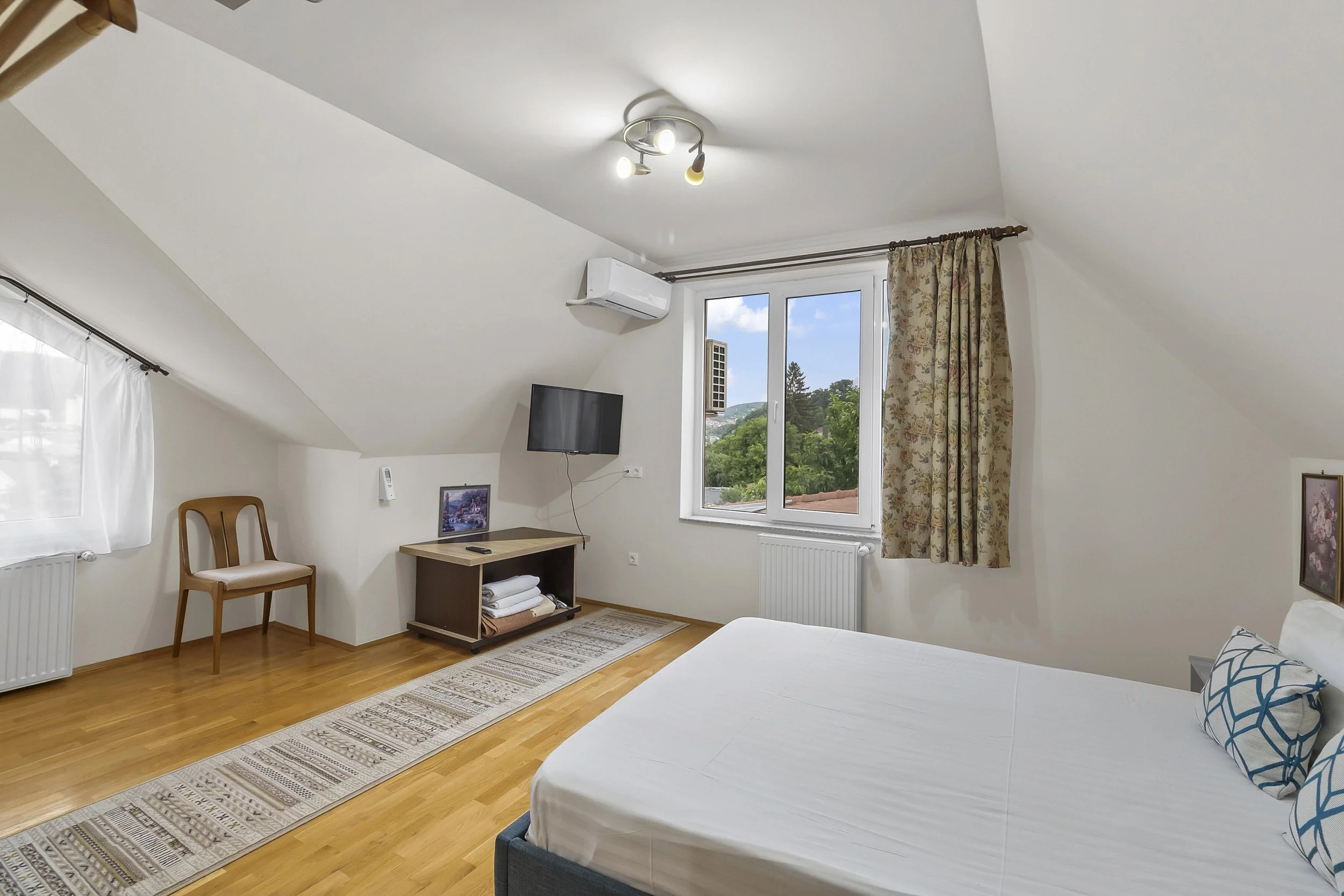 Room 3 Casa Adam in Sighisoara.jpg