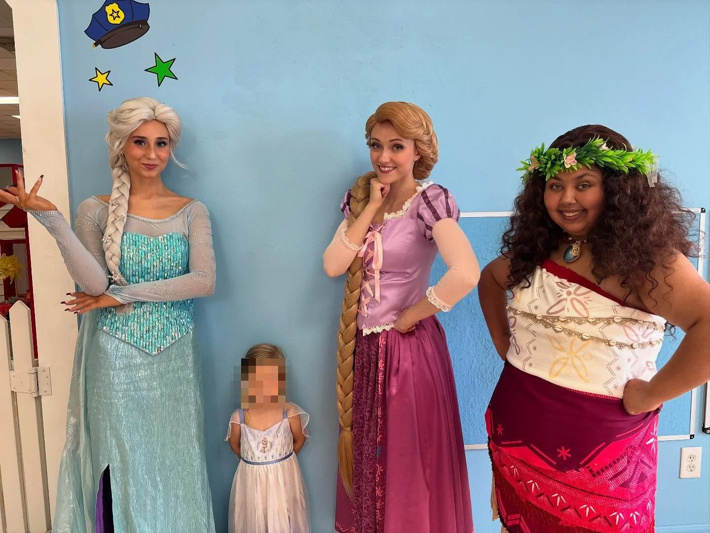 We had the BEST DAY EVER over at @imagineartandplay !! 
We sang, read a story, danced and even made magic wands! What a blast! 
Join us for our next event or book your princess through the link in our bio! 
See you next time imagine art and play!! 
☀