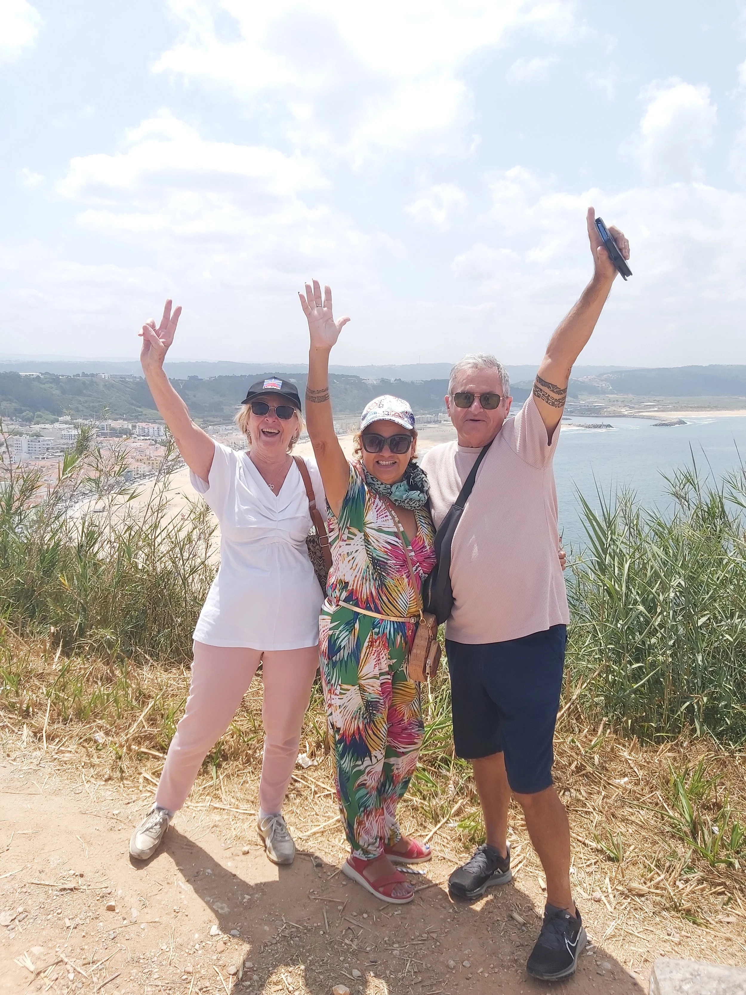 happy guest in Nazaré .jpg