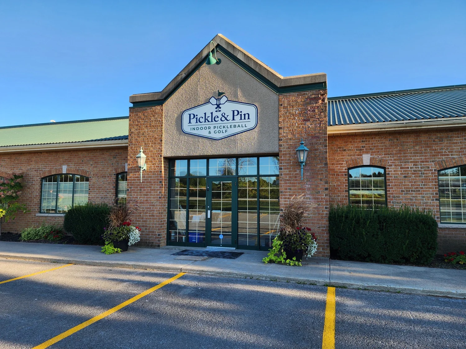 Pickle & Pin | Join the Ultimate Pickleball Experience