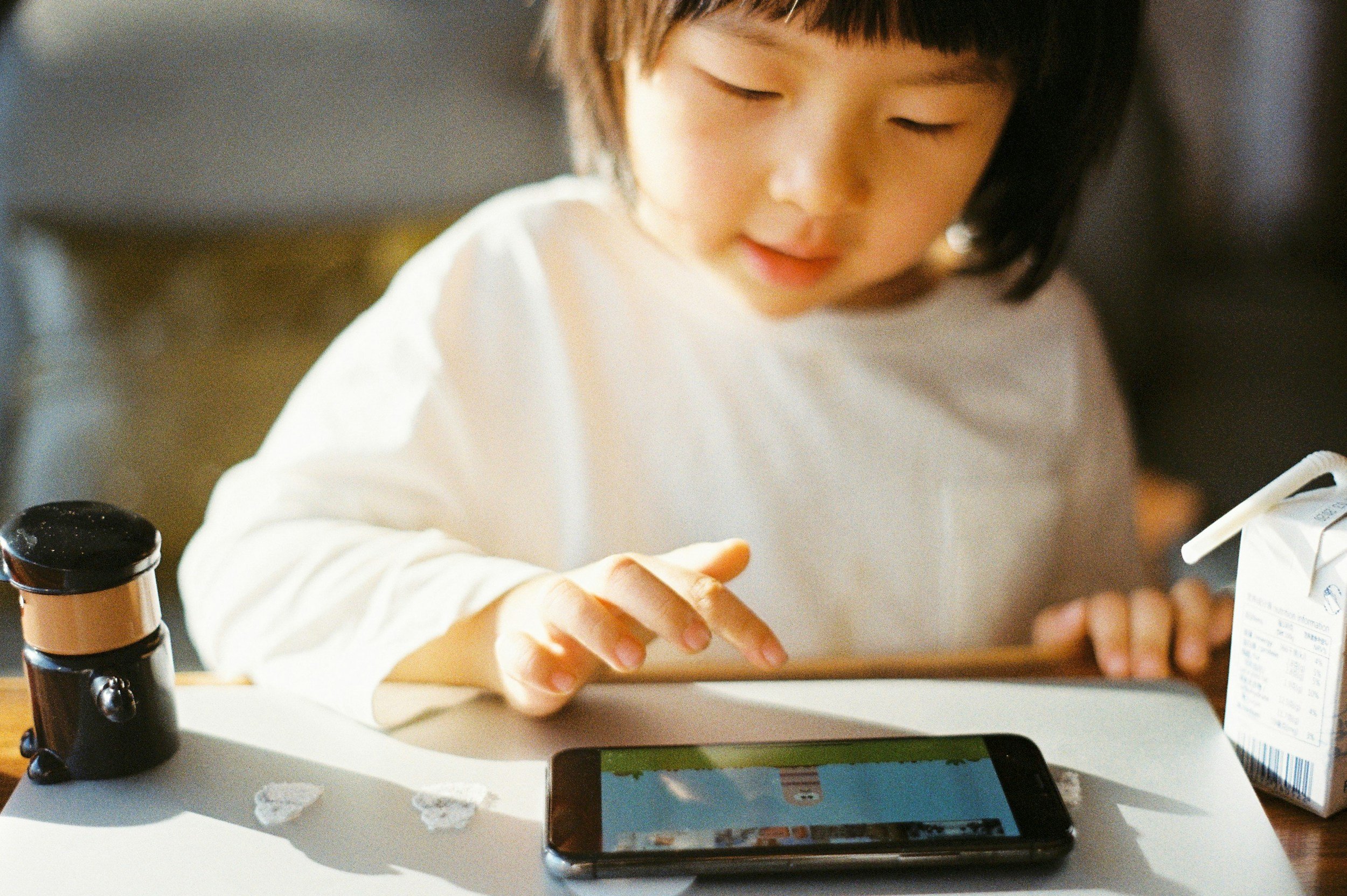  Podcast Examines How Screen Time Can Affect Children’s Mental Health