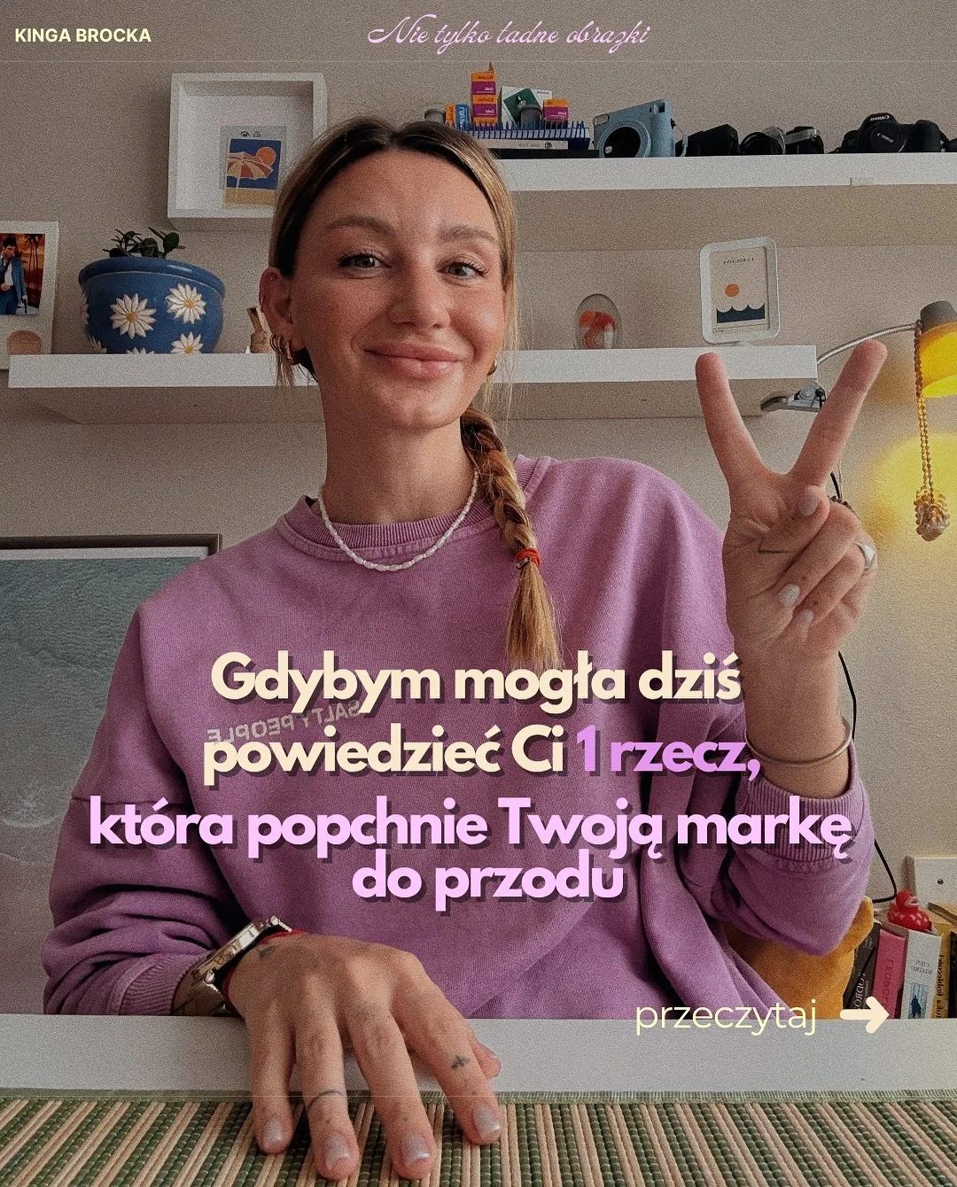 To, co naprawdę rusza markę do przodu,
to nie kolejne działania, tylko zrozumienie, kim Ty jesteś w tej roli.
Dlatego dla moich klient&oacute;w nigdy nie szukam gotowych rozwiązań, ale pomagam im zobaczyć, gdzie ich własna marka już istnieje- tylko t