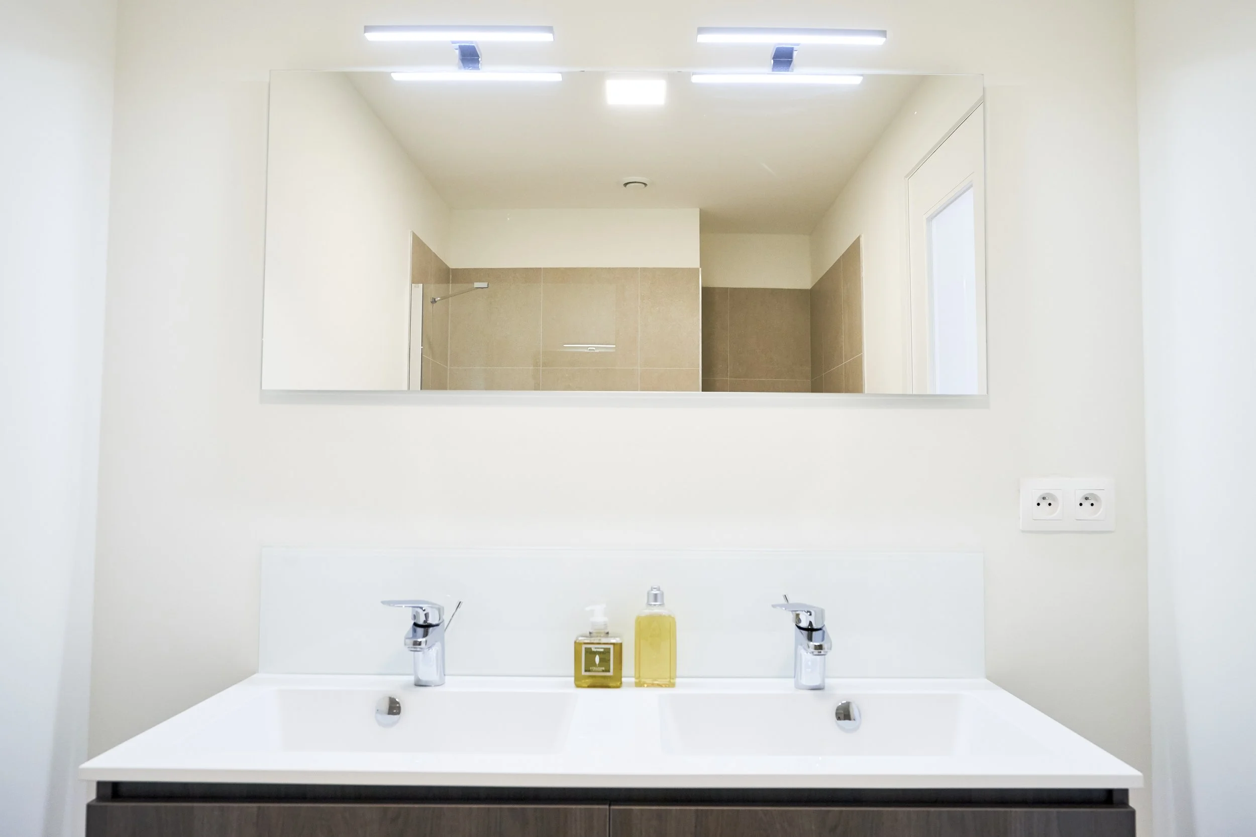 19-08-20_Apt John 1.5-12.jpg