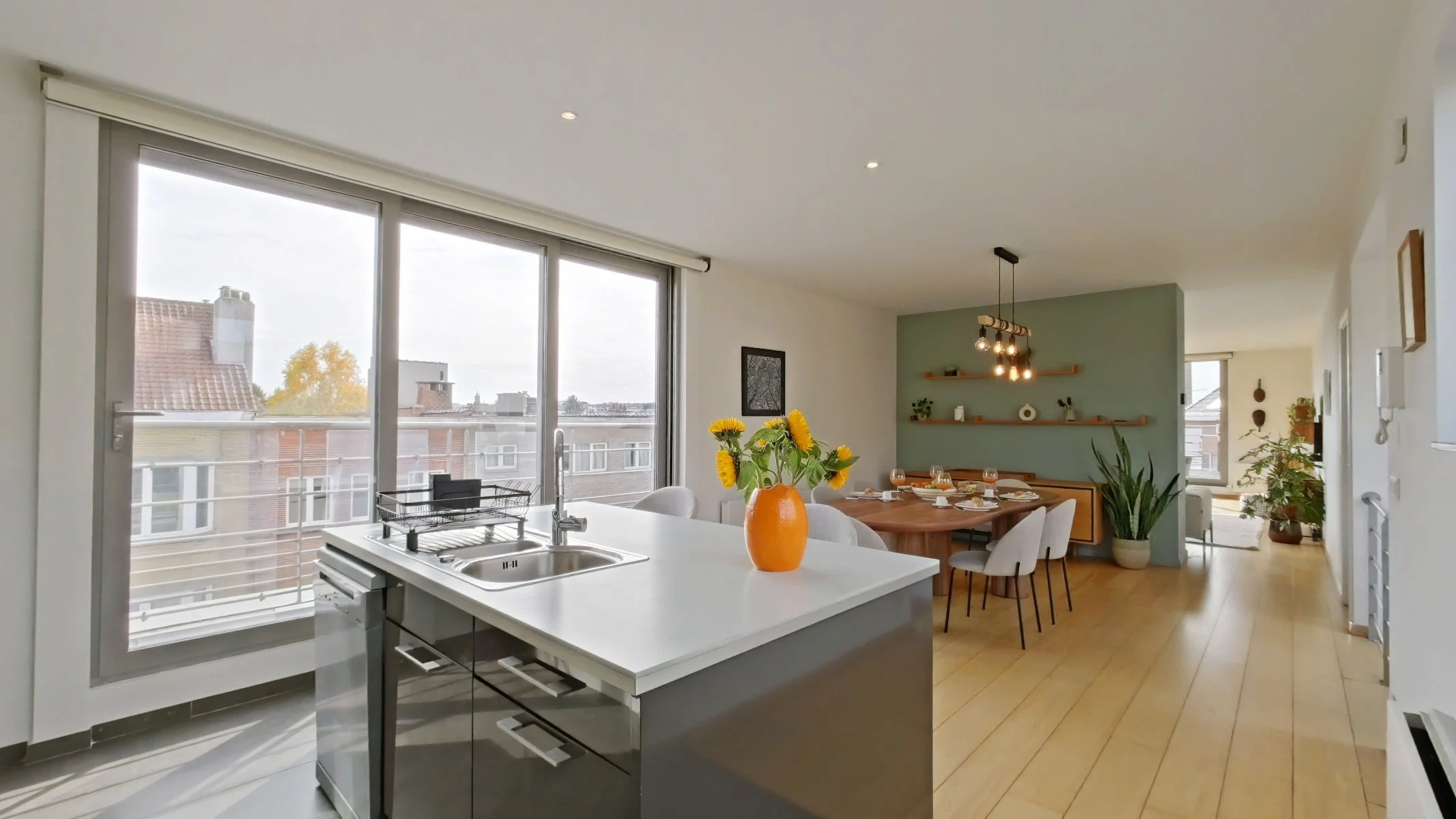 Living Kitchen (6).jpg