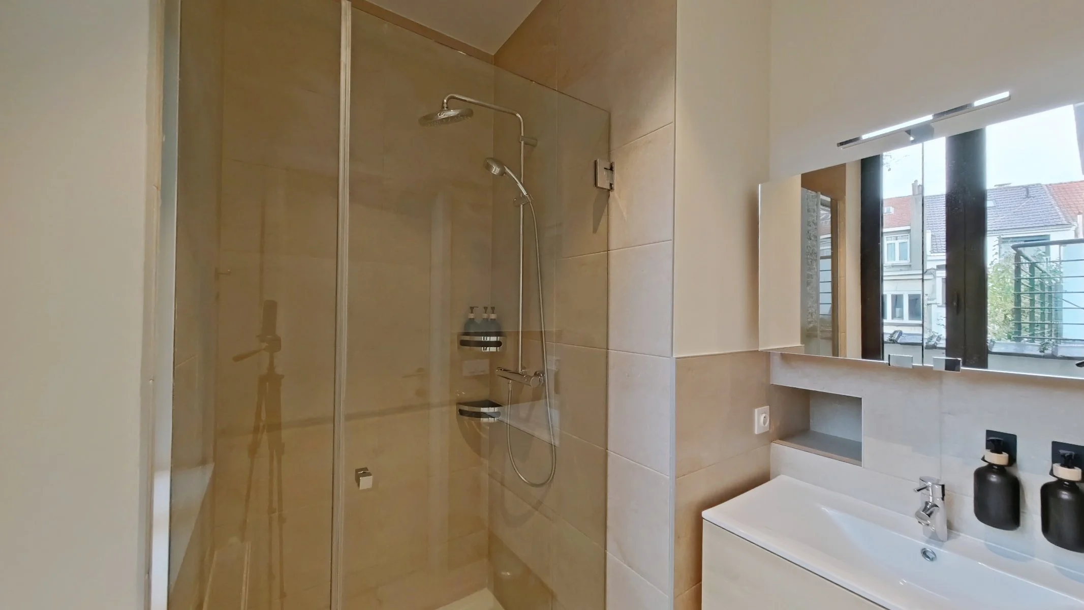 Bedroom 3 Bath 1.jpg