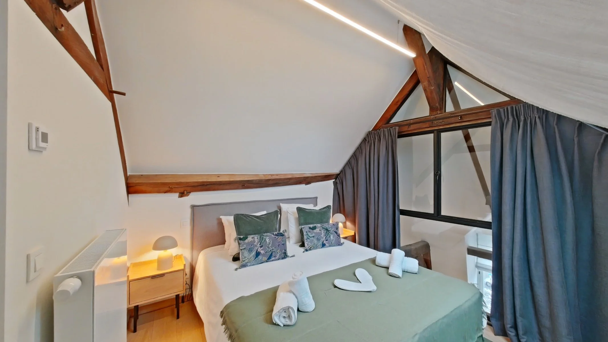 2 Bedroom - 1 St Floor.jpg