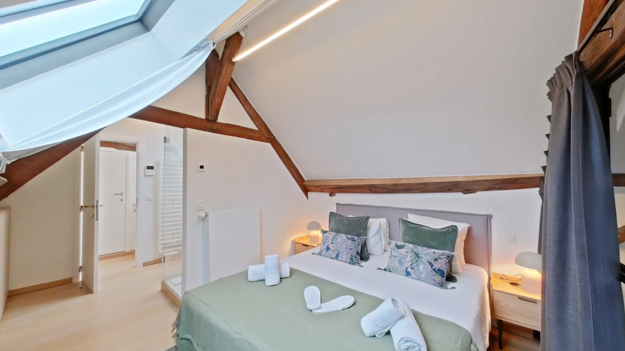 2 Bedroom 1 Floor.jpg