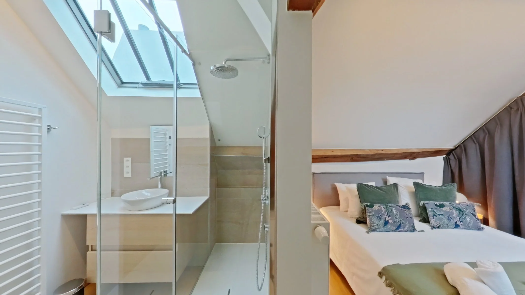 2 Bedroom 1 St Floor.jpg