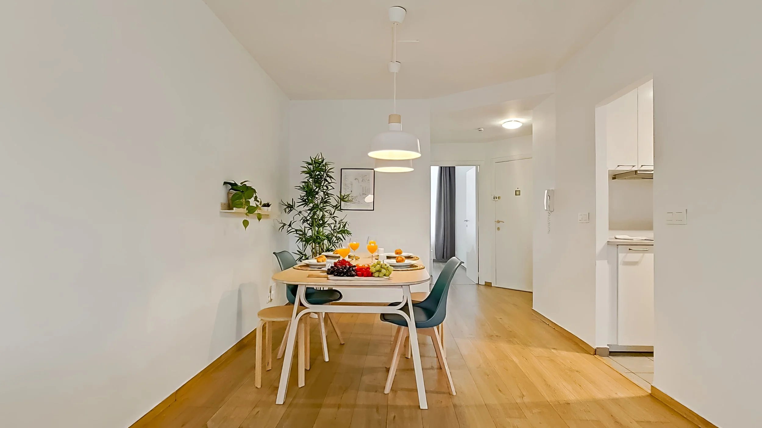 Living Room (2)_edit.jpg