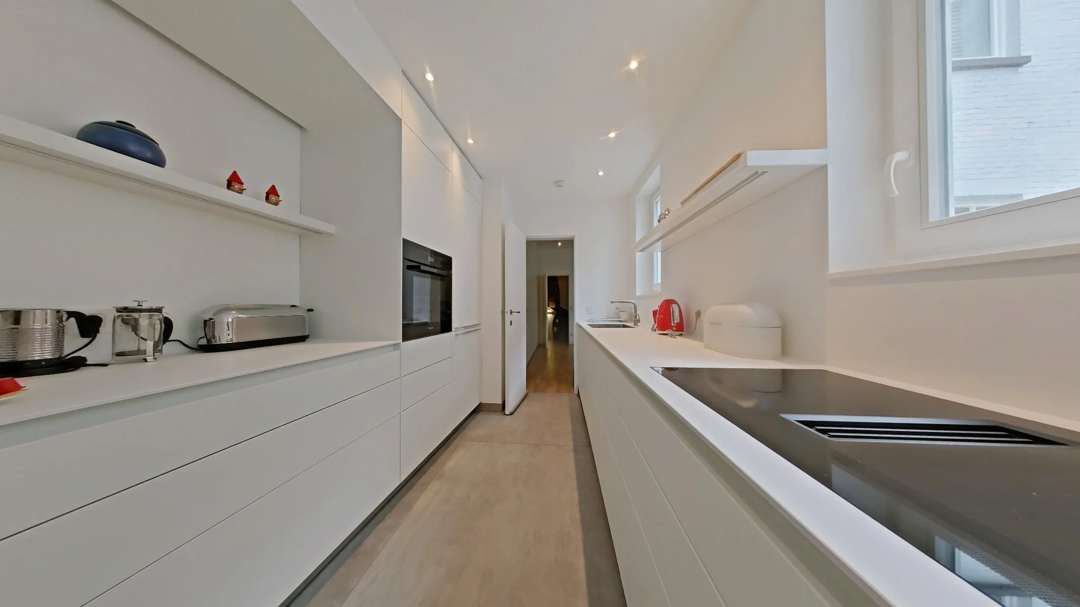 Kitchen (1).jpg