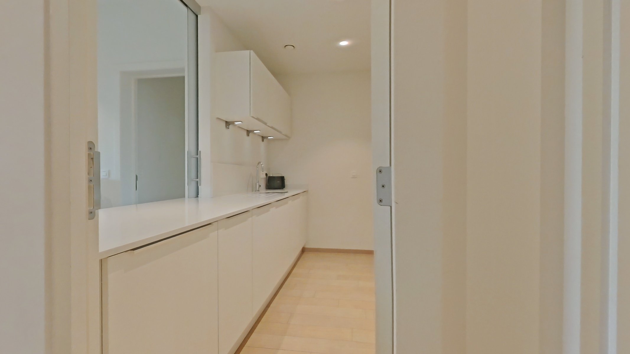 Hall.jpg
