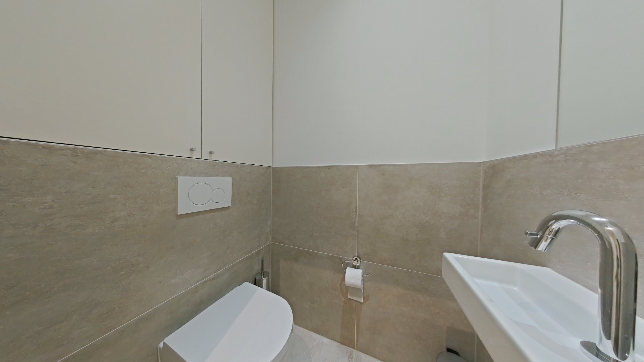 Toilet.jpg