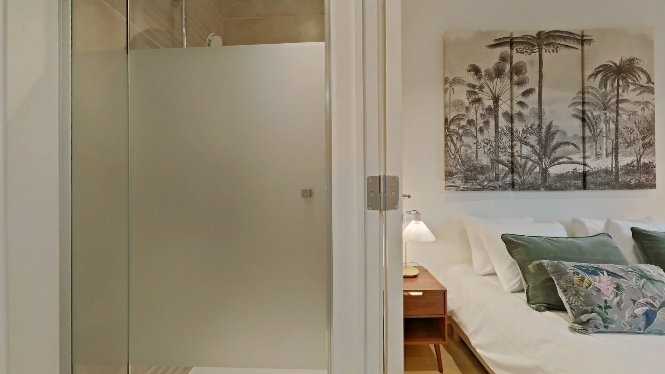 Bathroom Suite (1).jpg
