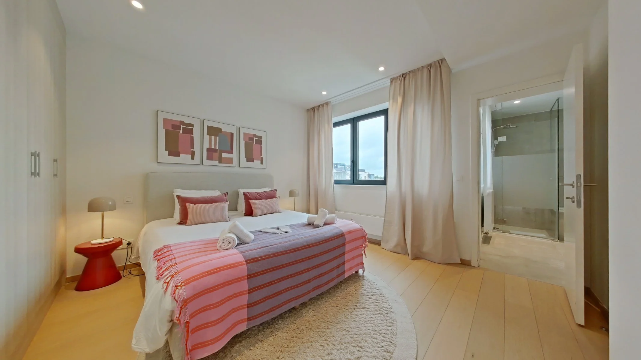 Bedroom 2 (3).jpg