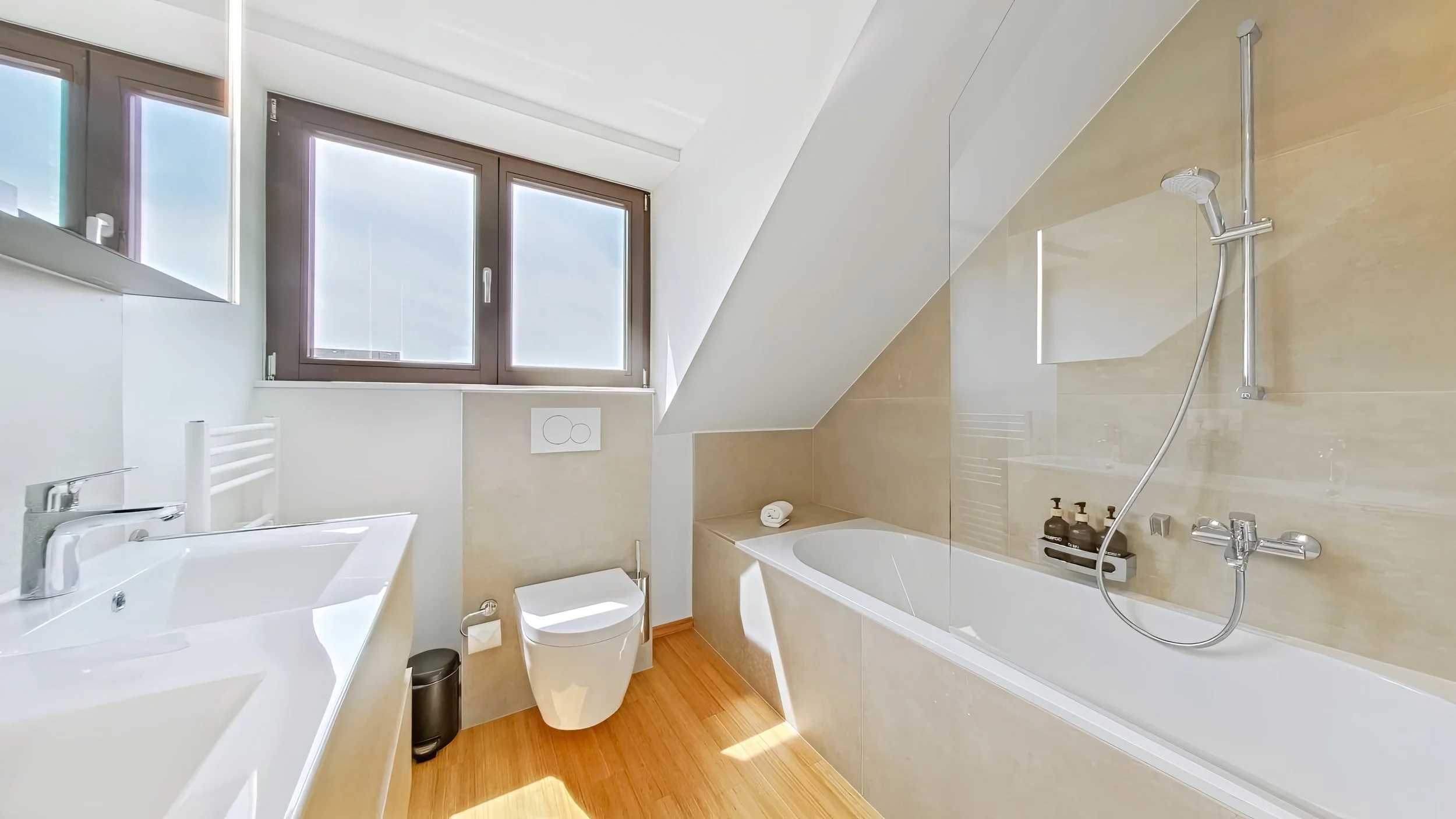 Bathroom Bed 2_edit.jpg