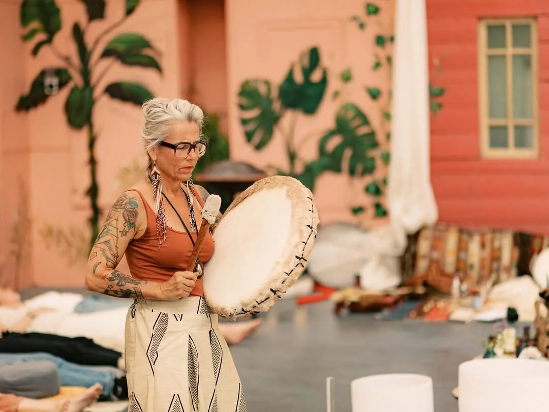 Ceremoniele bruiloft Moon's Farm | Wild Romance Weddings