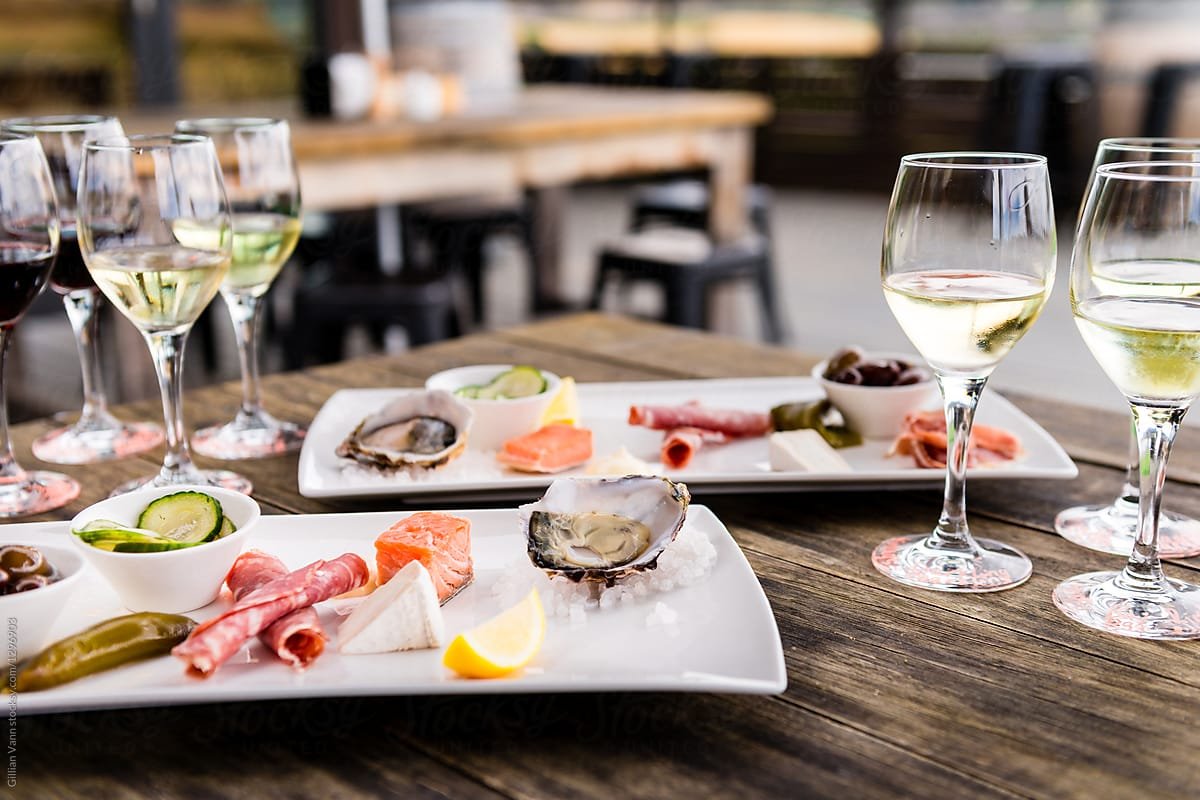 Spring Wines: Crisp Rosé and White Picks