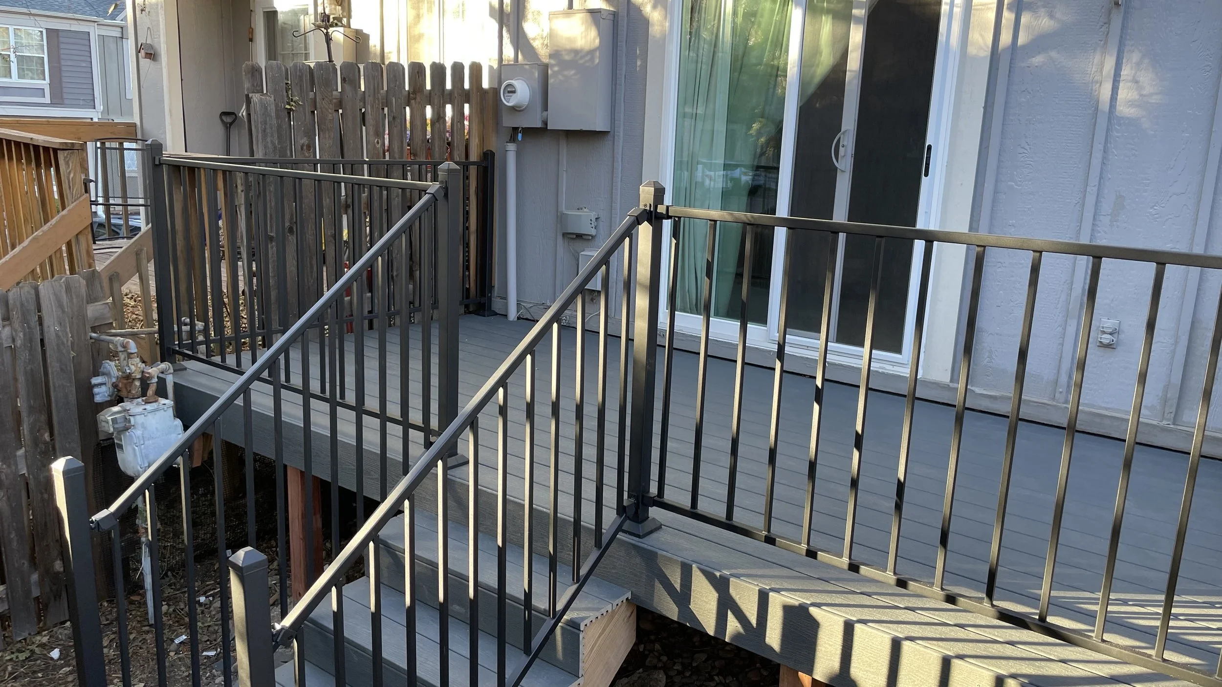 Composite Trex Deck with Metal Railings – Charlotte, NC