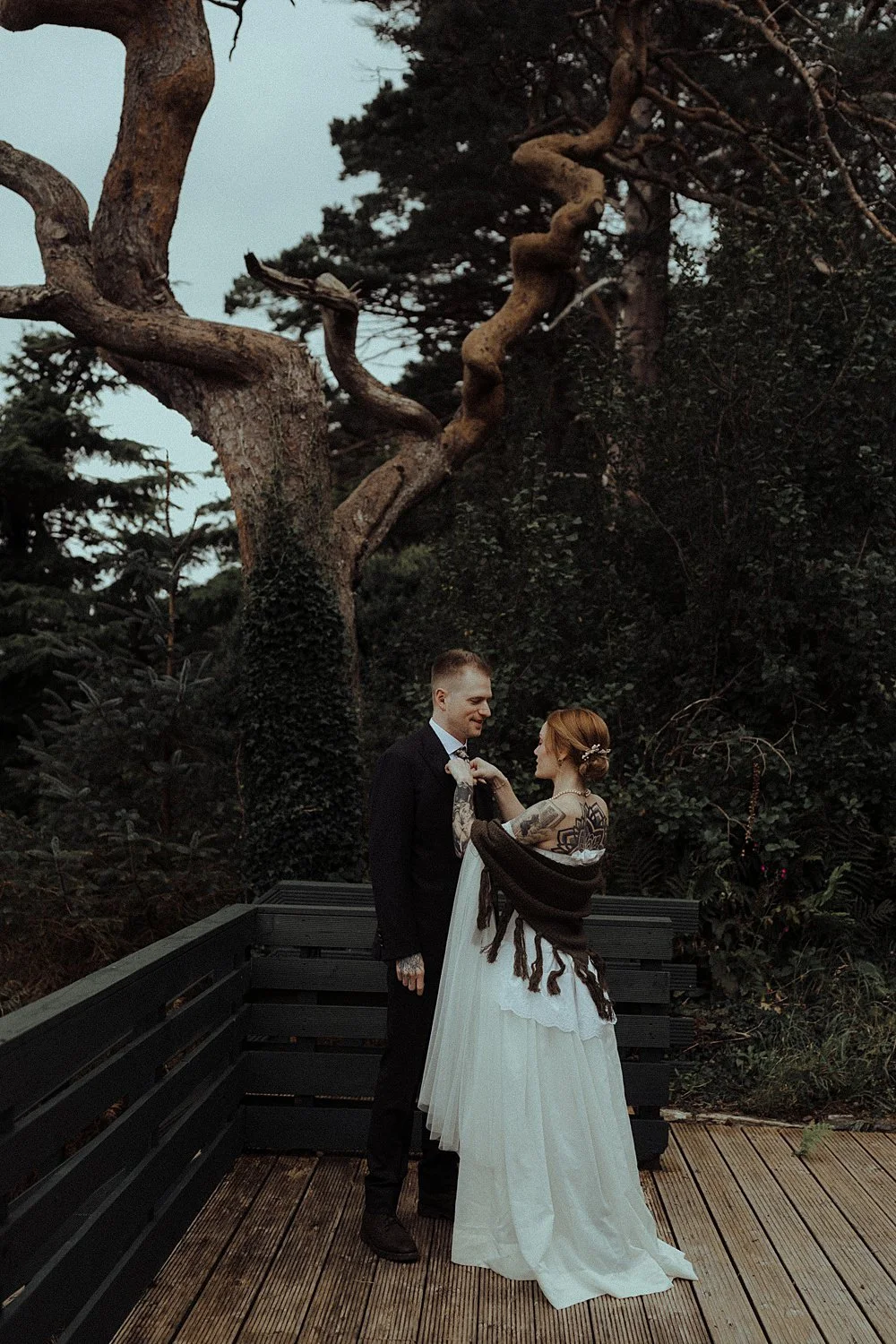 isle of skye elopement photography bride and groom getting ready balmacara mains kyle of lochalsh