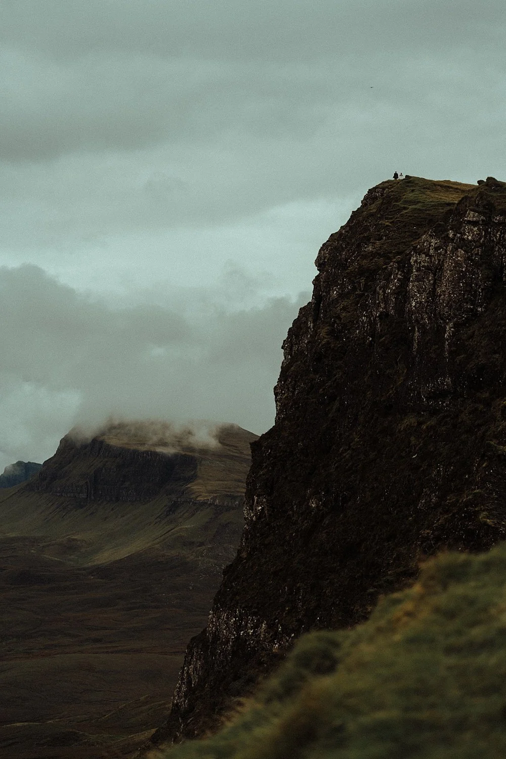 intimate-isle-of-skye-elopement-at-brothers-point_0022.jpg